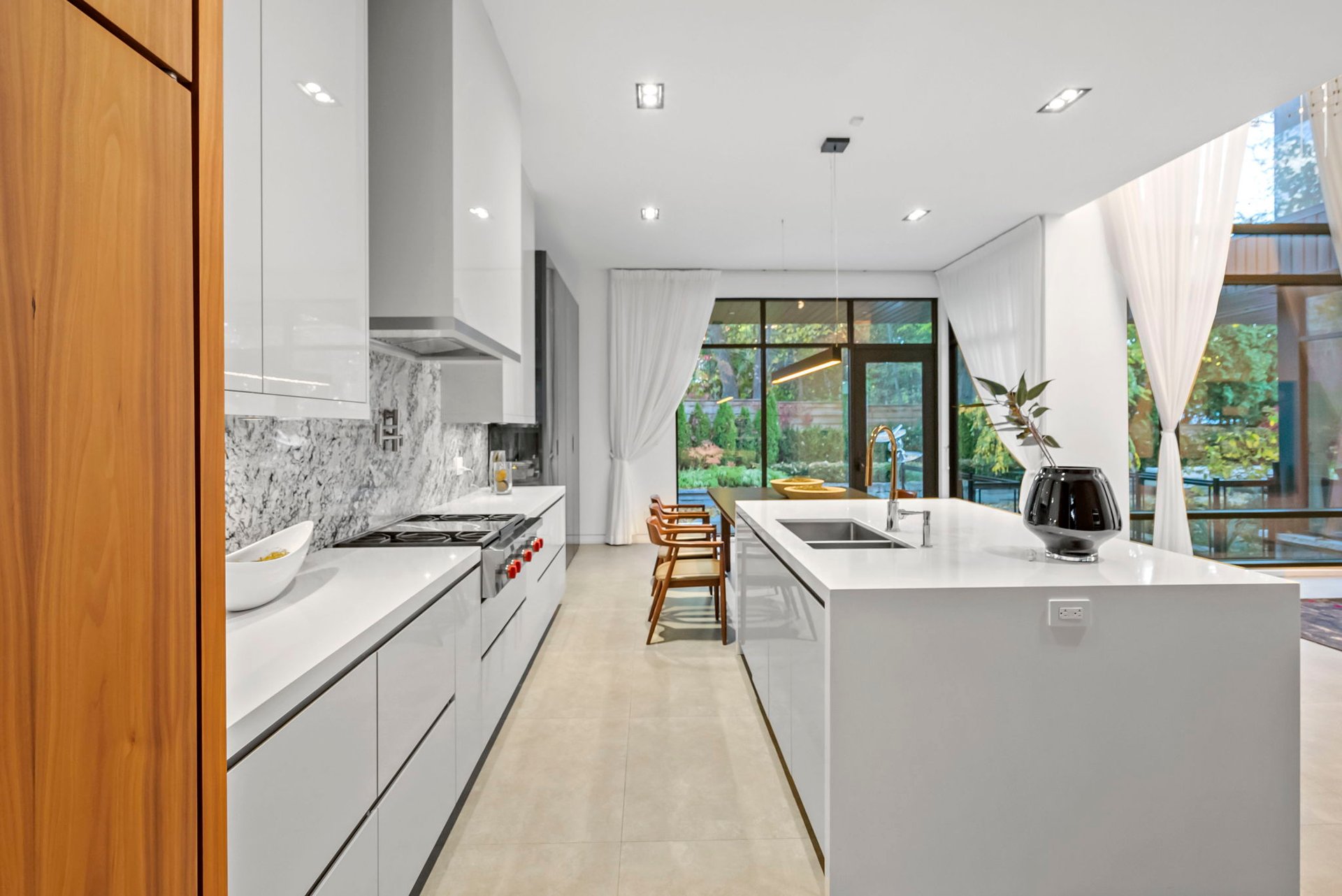 SOLD: Modern Architectural Profile