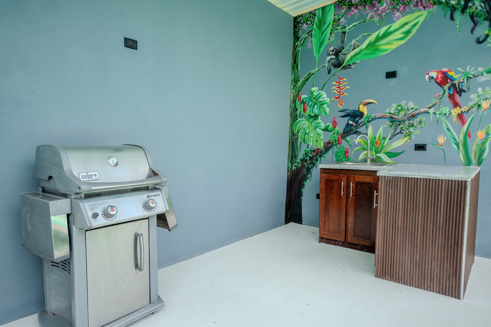 Brand-New Mountain View Home with Pool and Expansion Potential in Villa Nueva, Quepos