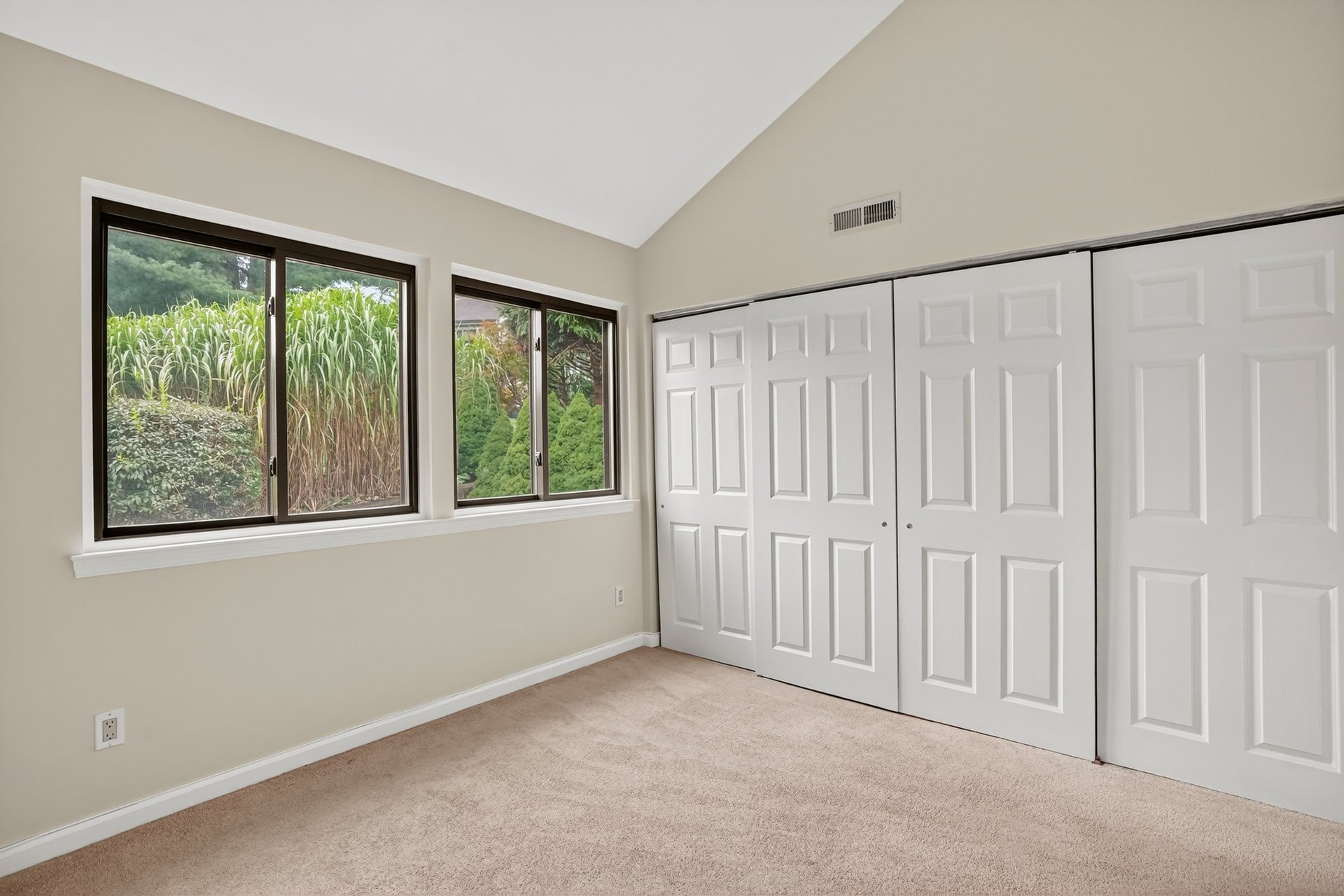 16 Fox Run Road