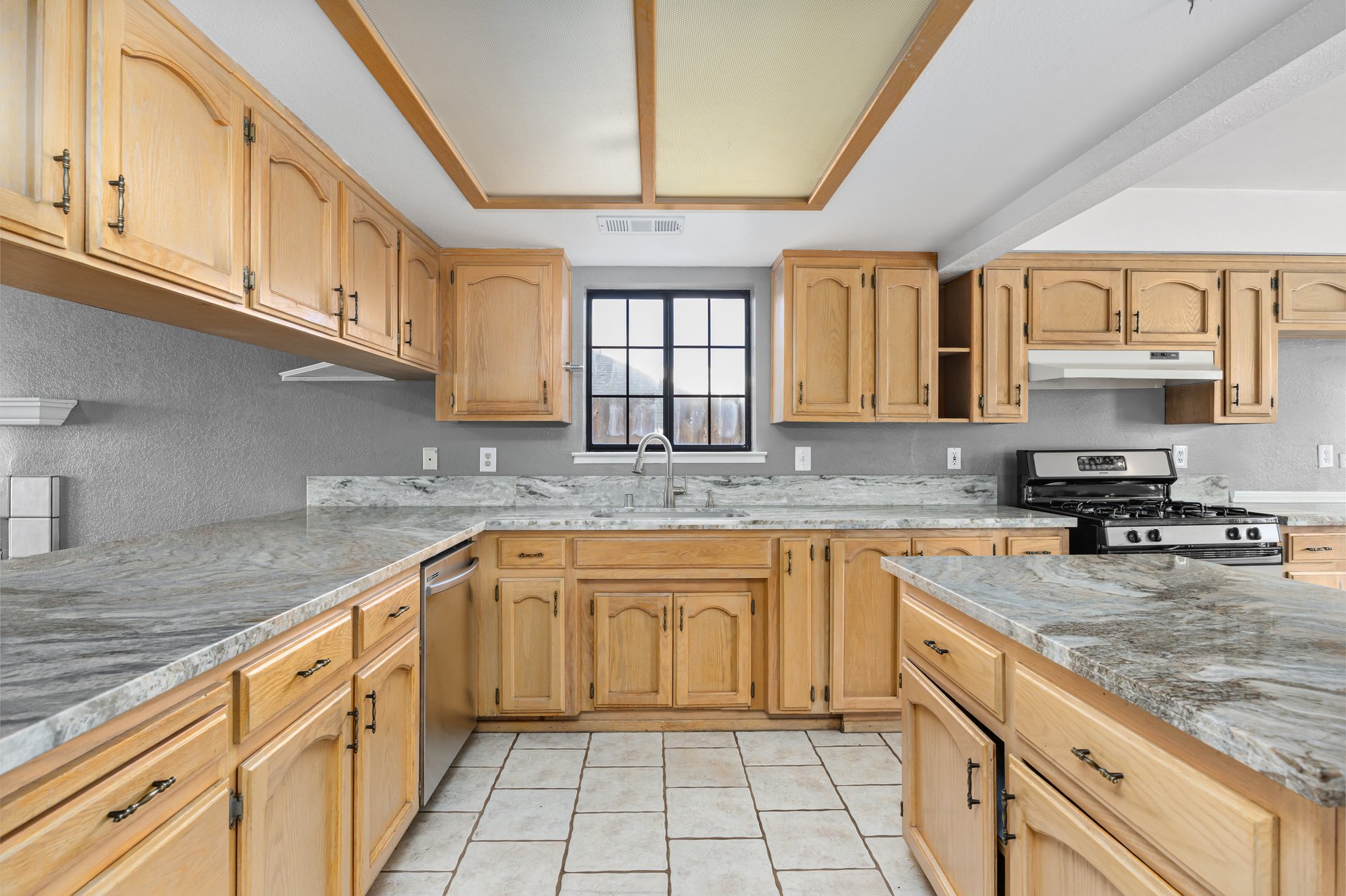 Charming Downtown Tehachapi Home – 1150 Magnolia Court