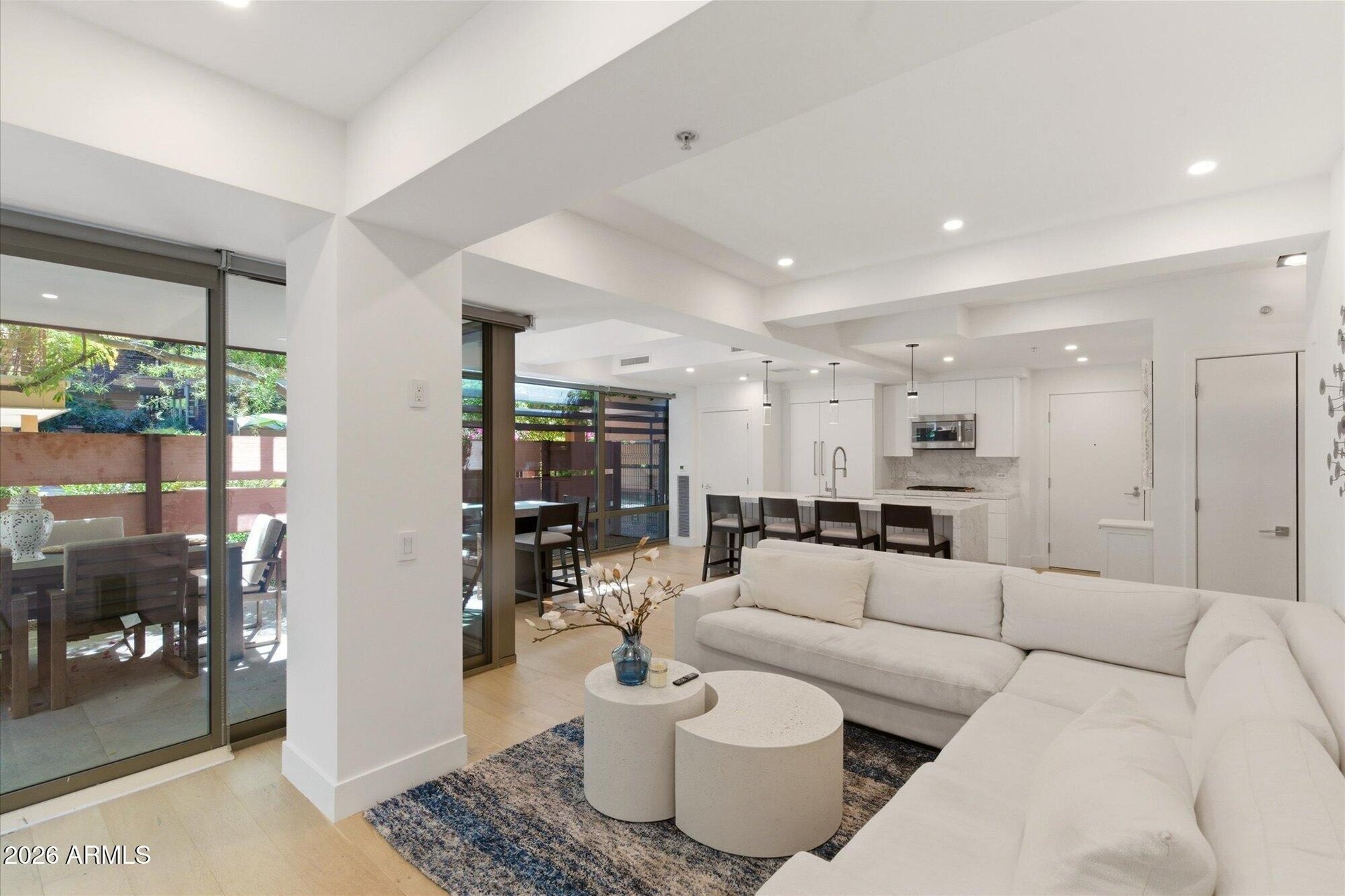 7131 E Rancho Vista Dr, #1001