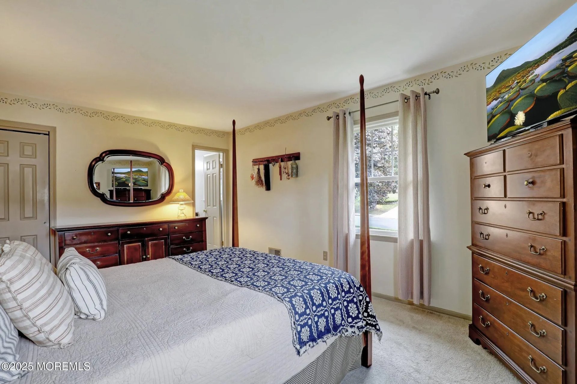 3245 Rambling Hill Court