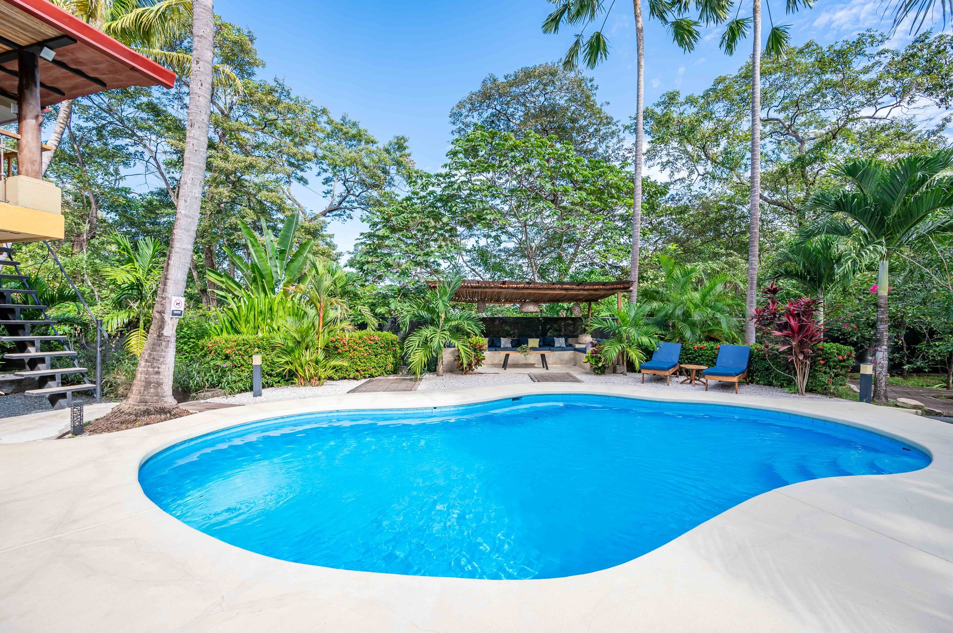 Cornett Retreat | Multi-Unit Colonial Compound 10 Mins to Playa Grande