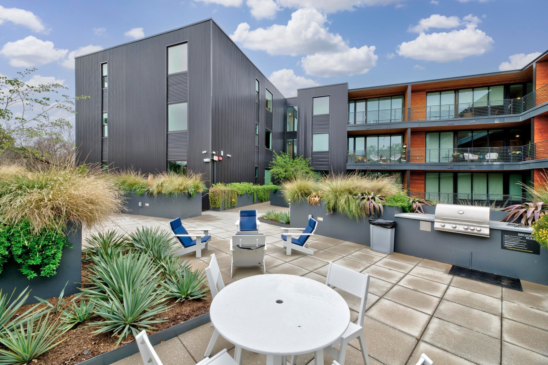 900 S 1st Street #312