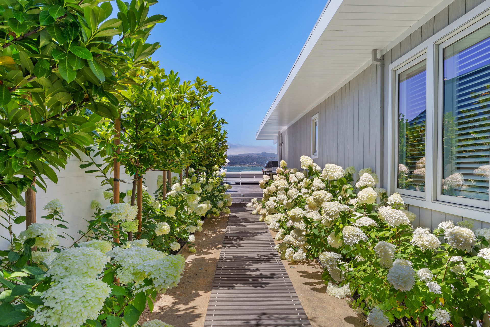 Coastal Chic Waterfront Retreat