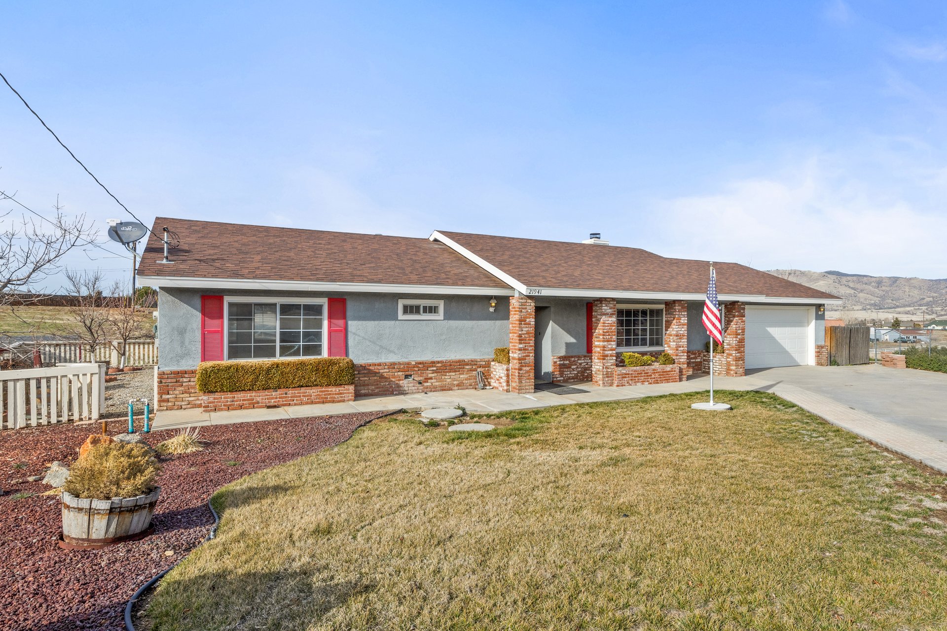 Charming Cul-de-Sac Home in East Golden Hills – 21941 Fig Court