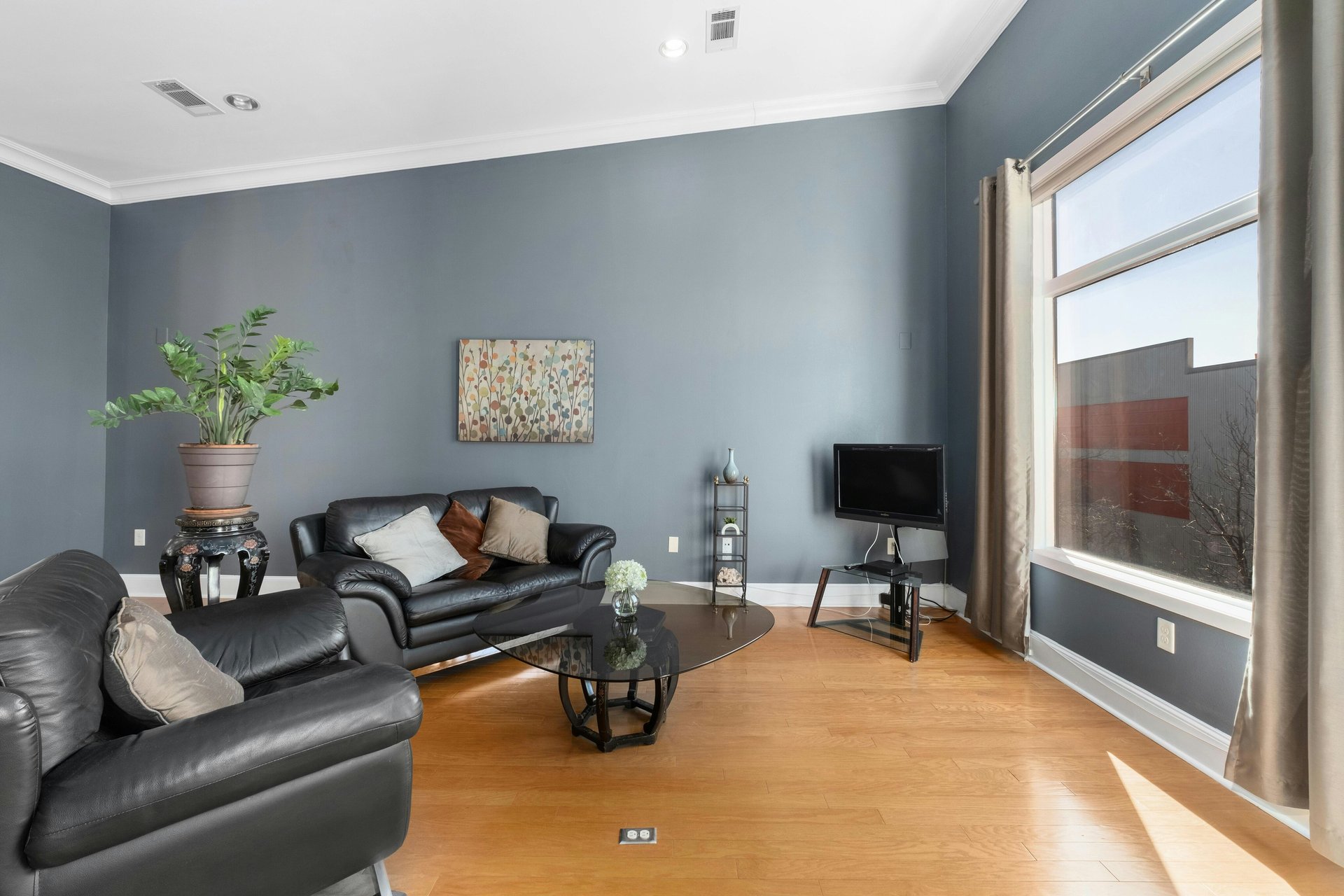 1702 S Lamar Blvd #28