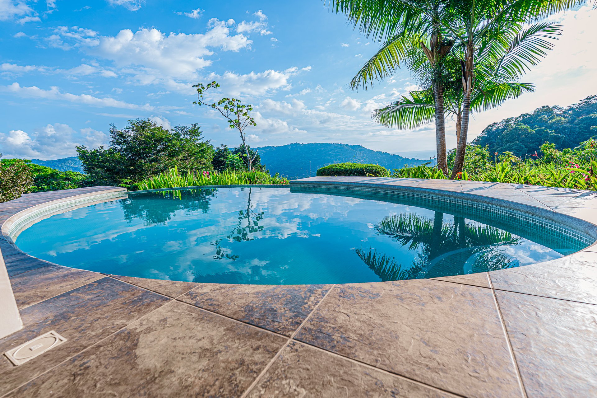 Sunset Ocean View Home on 2.6 Acres Platanillo