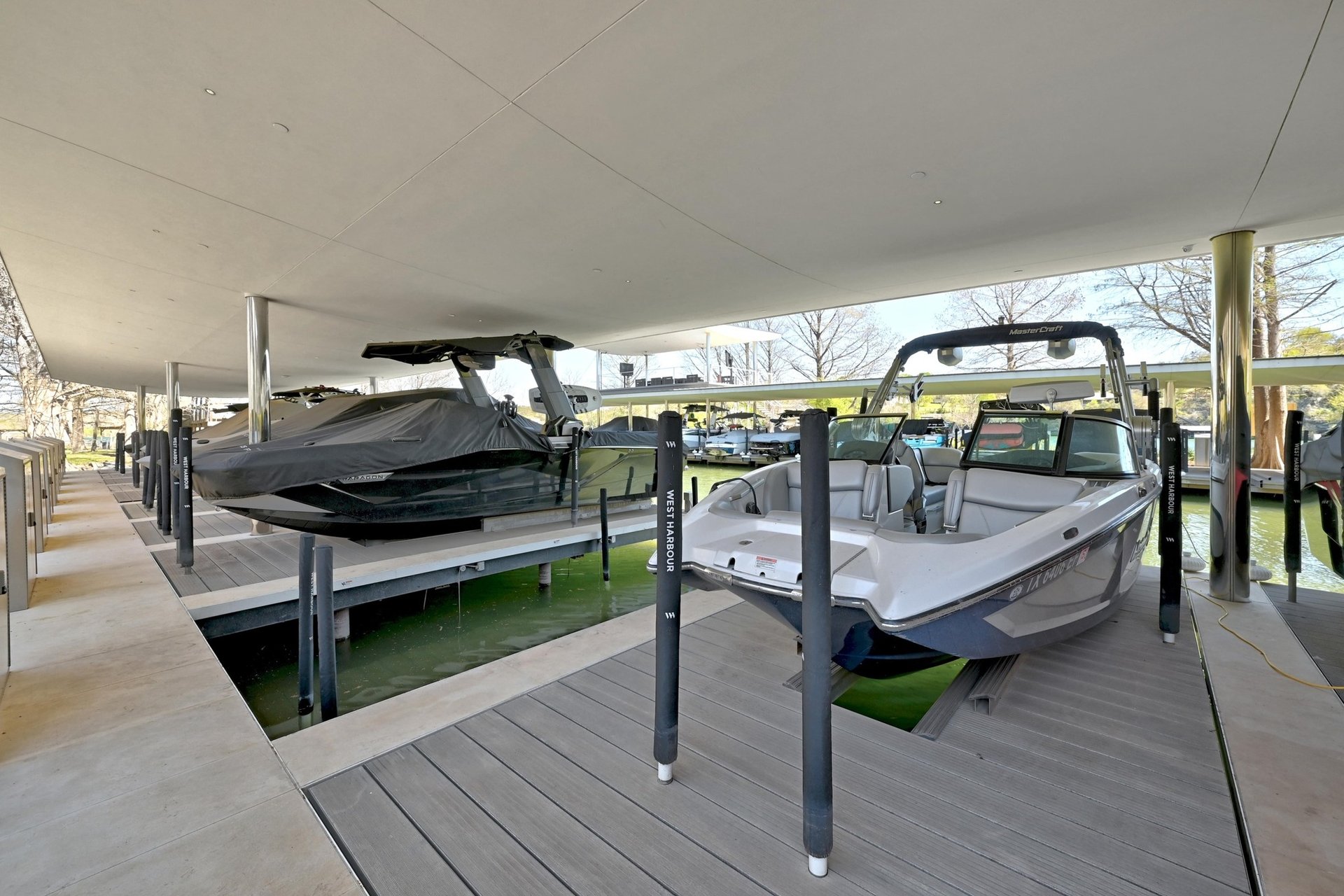 2503 Westlake Drive #4