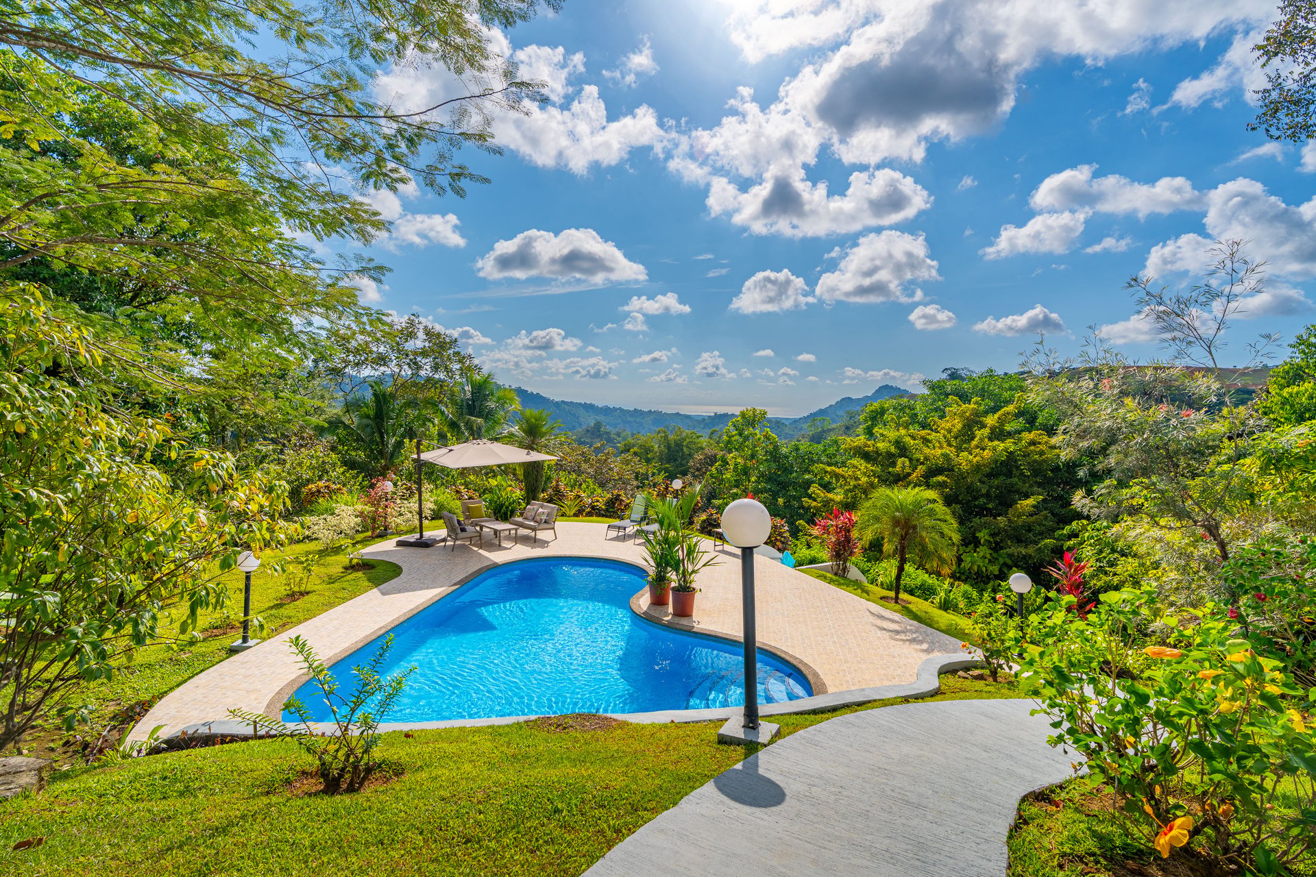  Villa Allamanda, Privacy Galore, Ocean, Jungle and Mountain Views