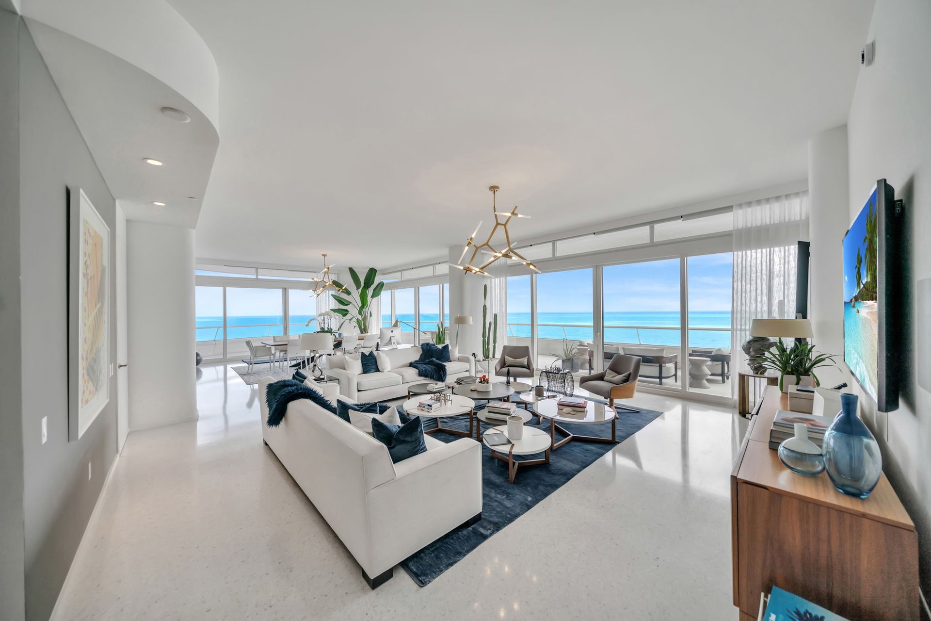 Faena House