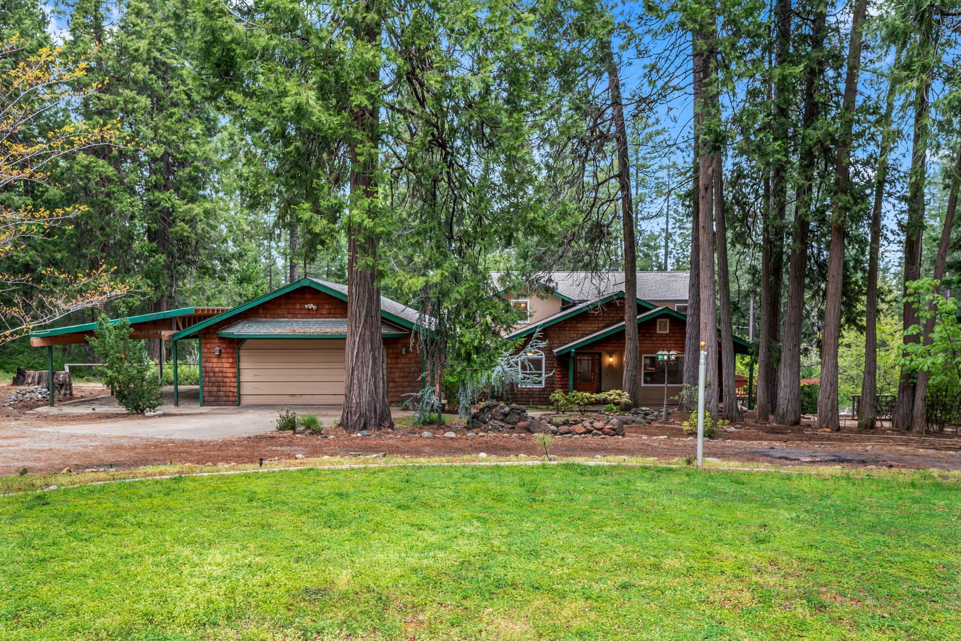 7481 Slug Gulch Rd