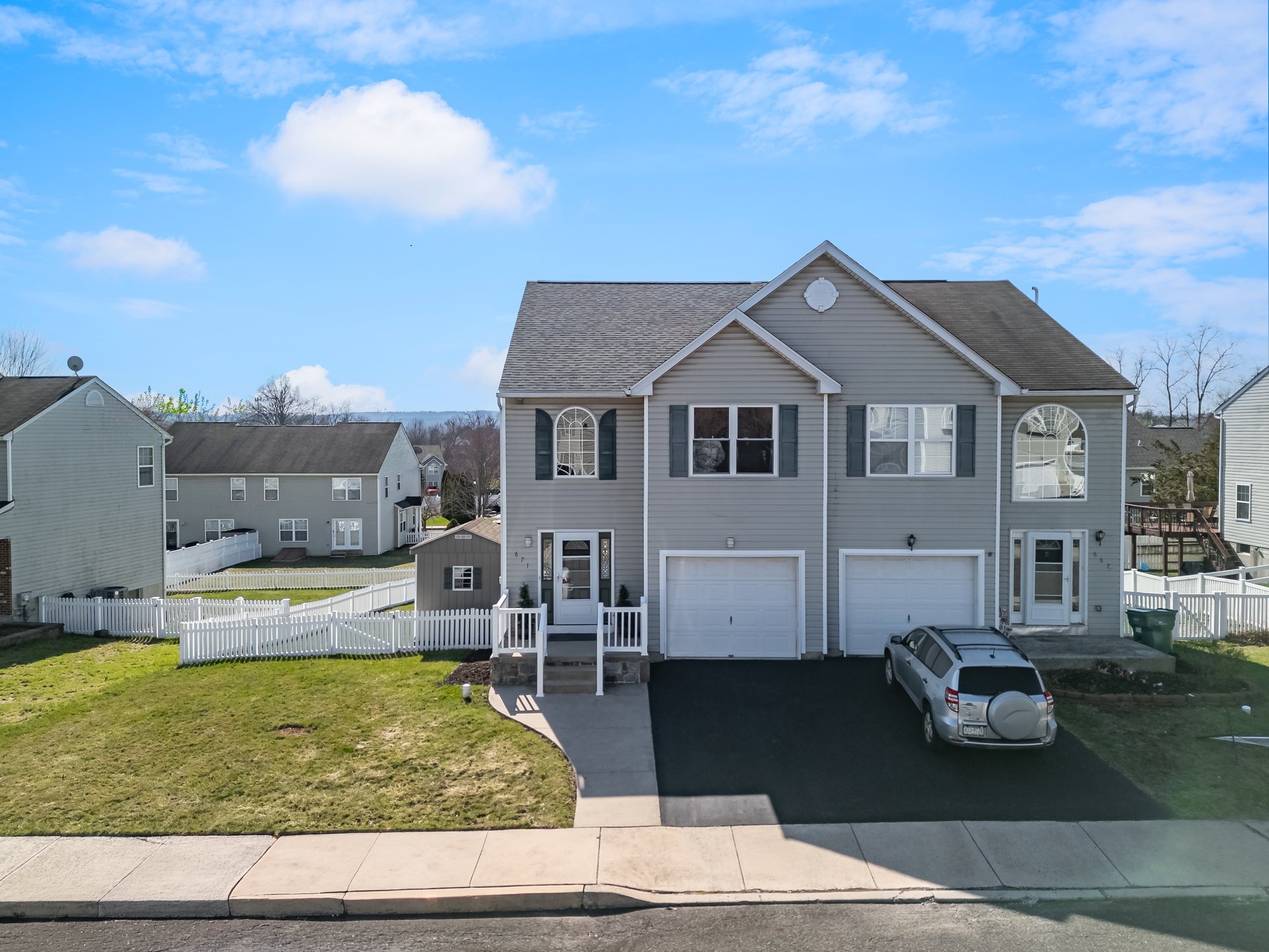 671 Daisy Lane