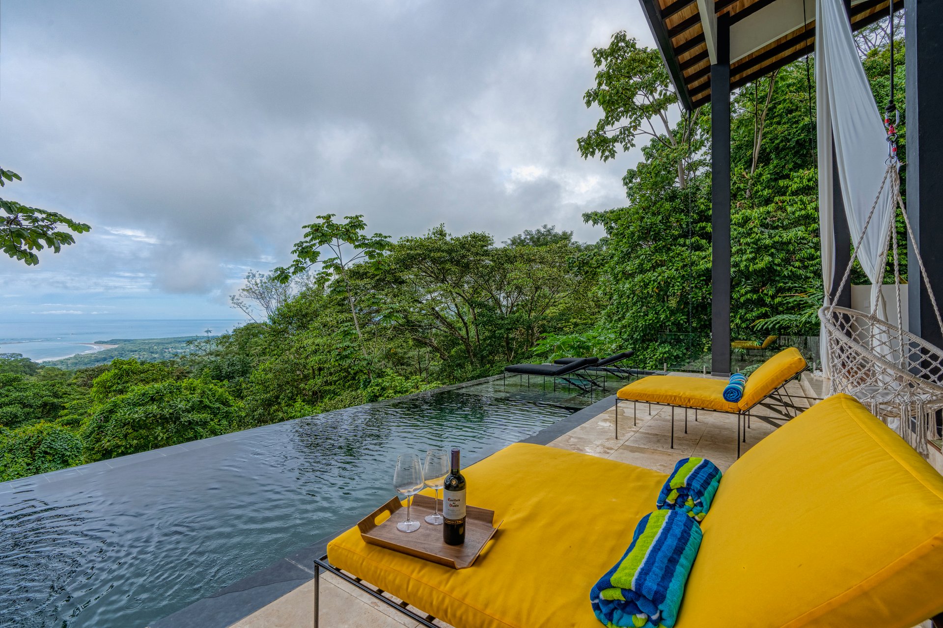 Beauty Villa- Ocean View in Uvita
