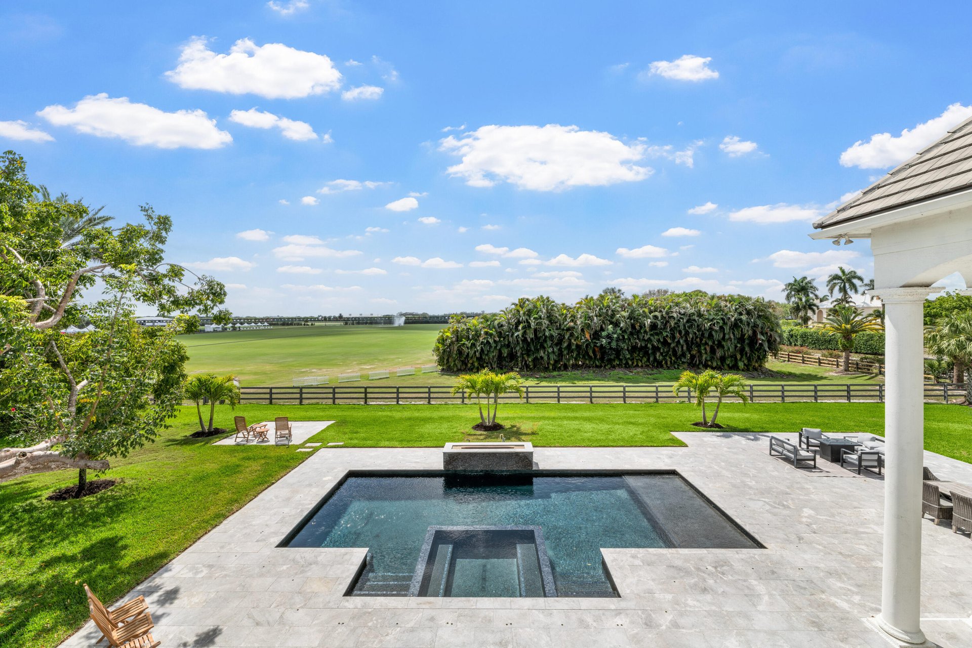 3585 Aiken Court
