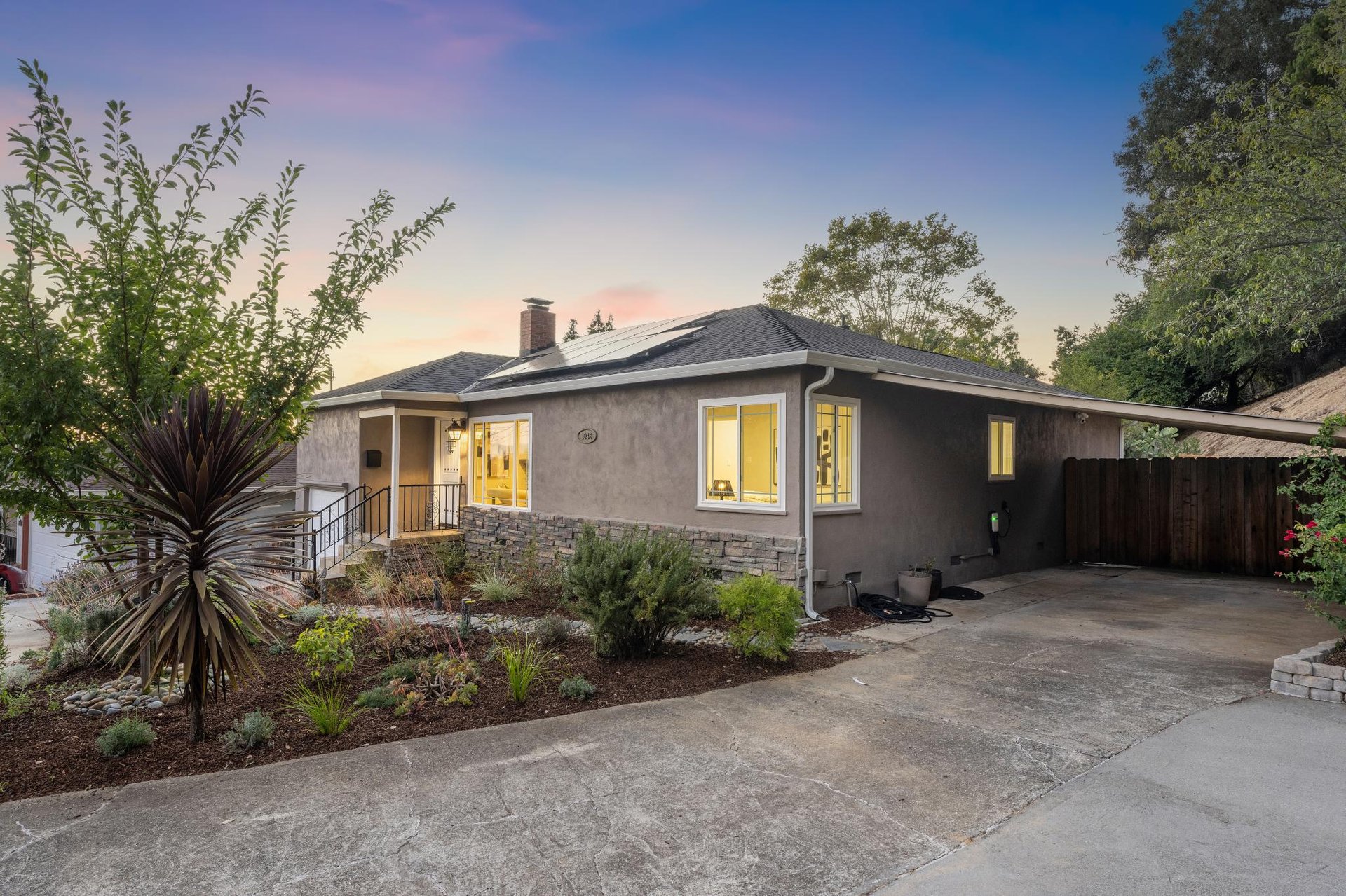1036 Spring Ct