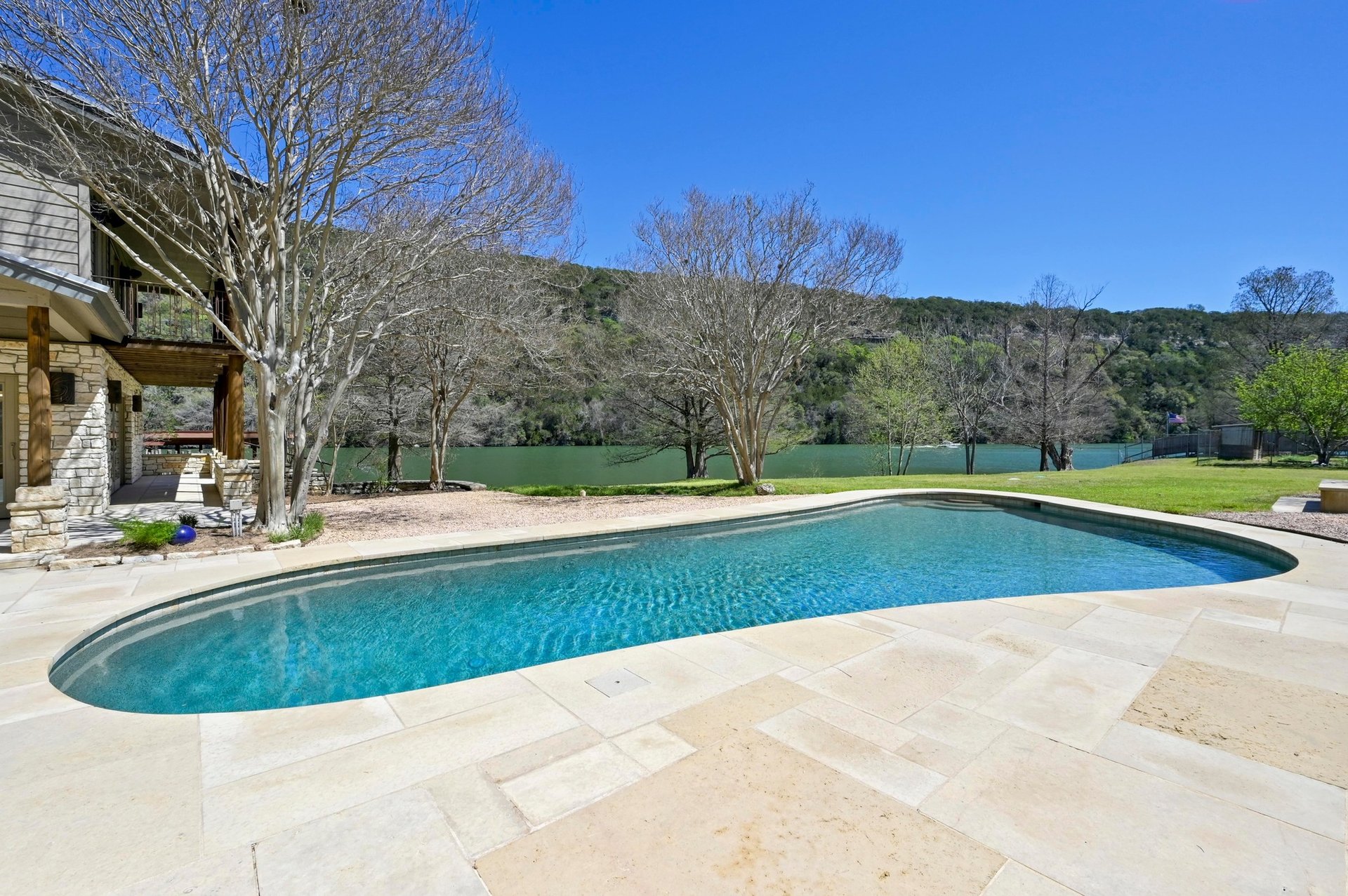 2908 Oestrick Lane 