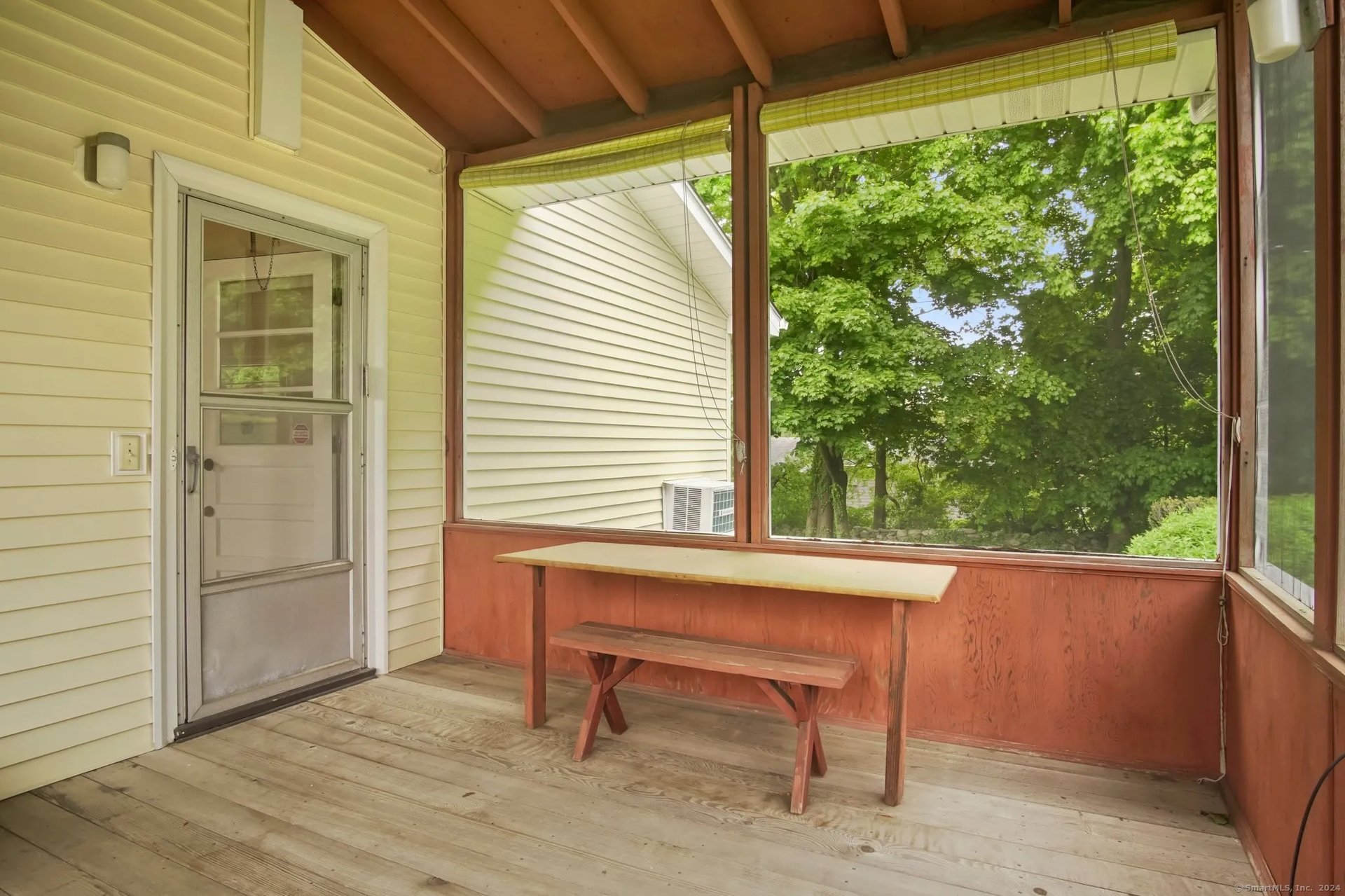 5 Waterbury Road