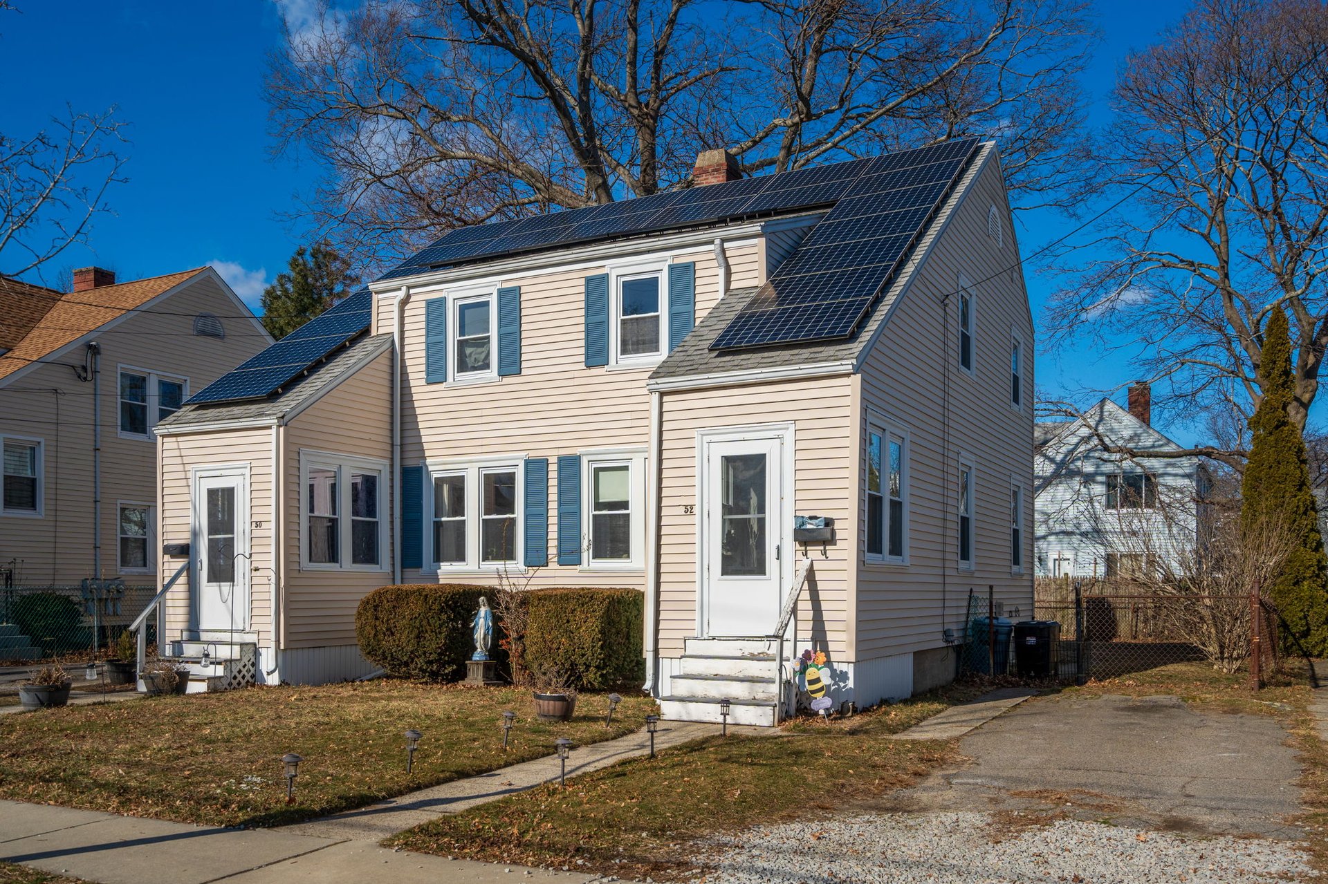 50-52 Whiton Ave