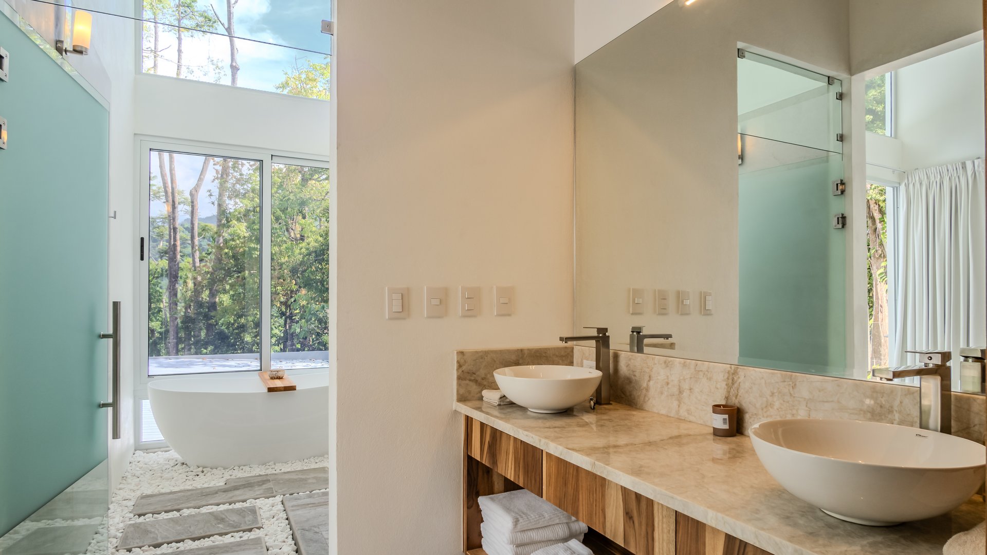 A Huge Rainforest, River & Waterfall Property With TWO Mountain & Jungle-View Luxury Homes on a Massive 4.93 Acre Lot – PLUS an Additional Plantel ready for Development