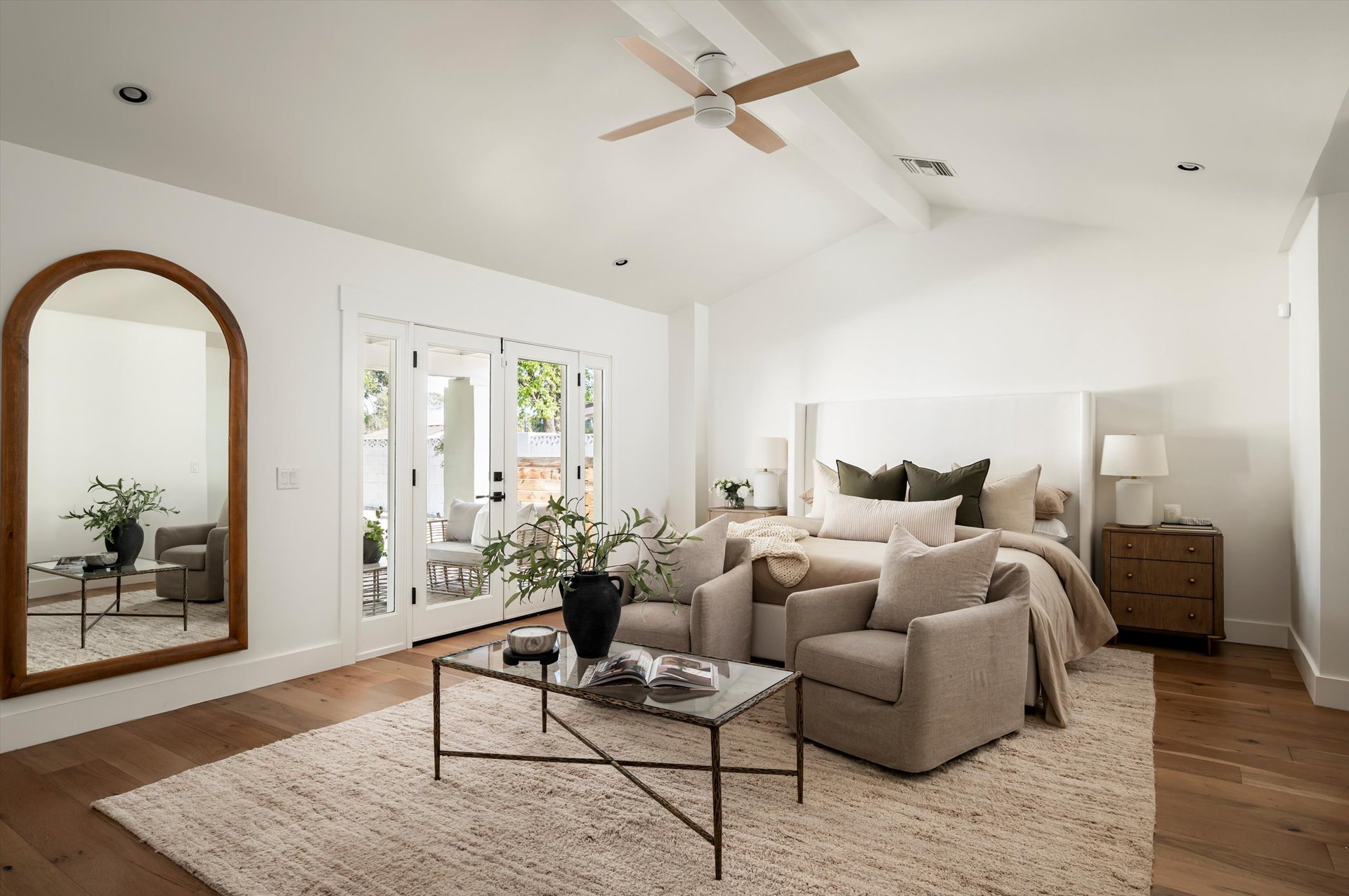 3131 N 53RD Place