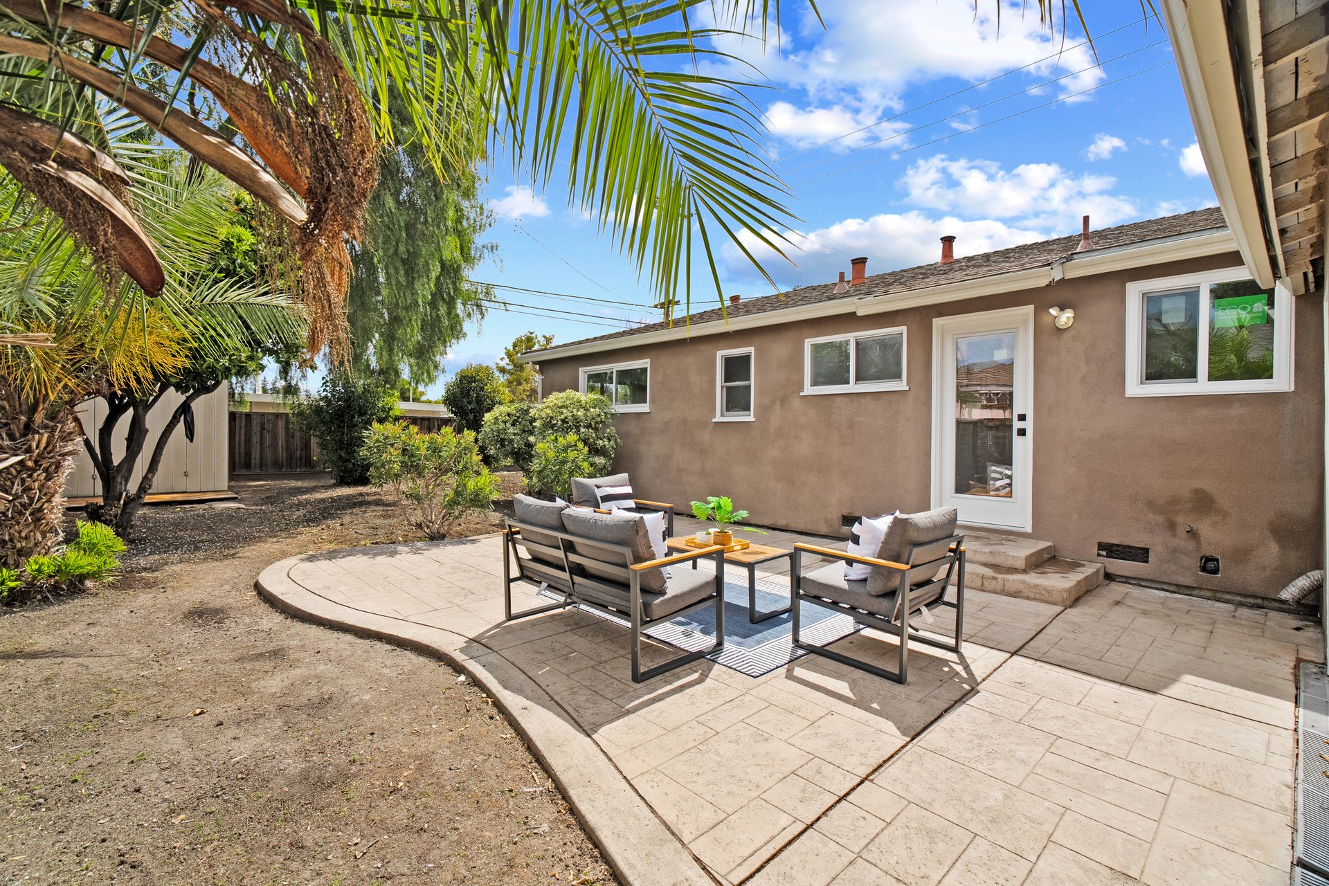2431 Pilot Knob DR
