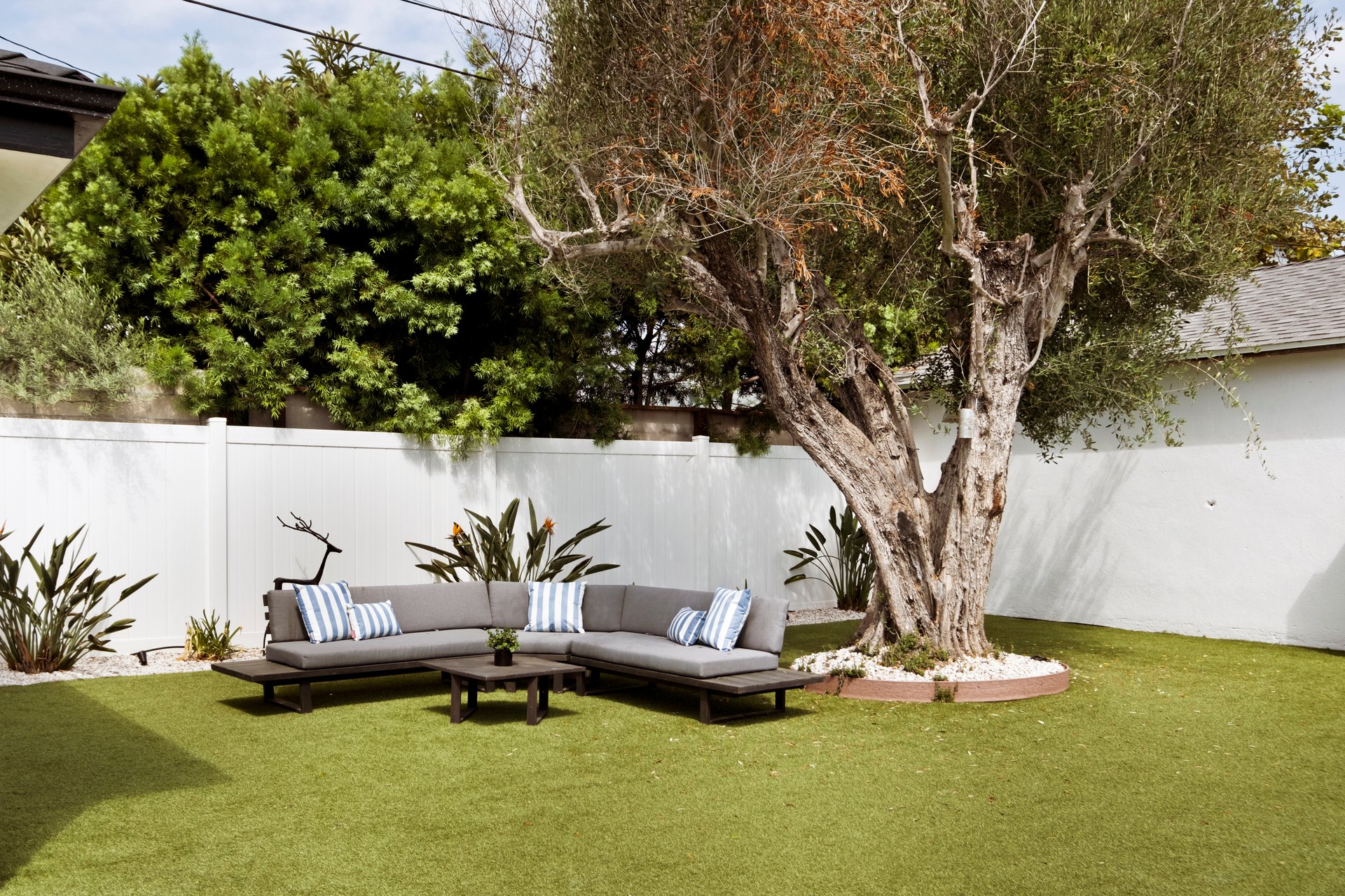 1031 Lake St, Venice 