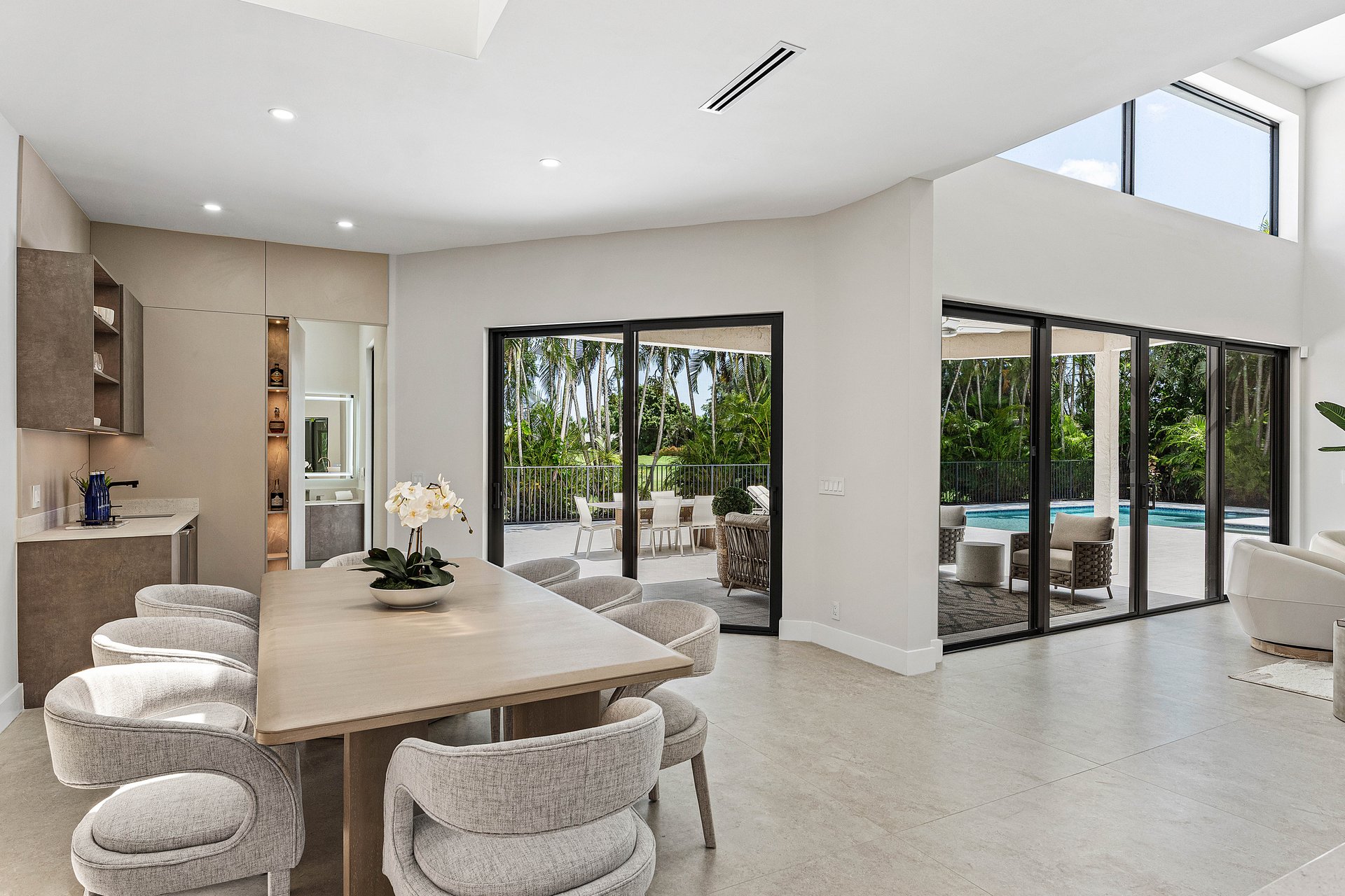 5323 Ascot Bend