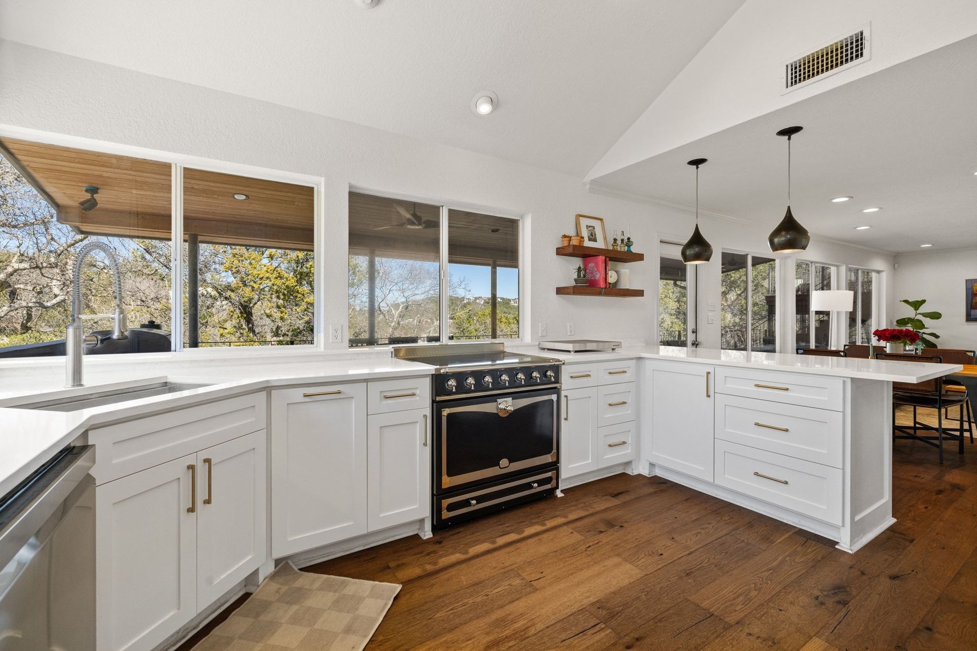 1517 Wild Cat Hollow
