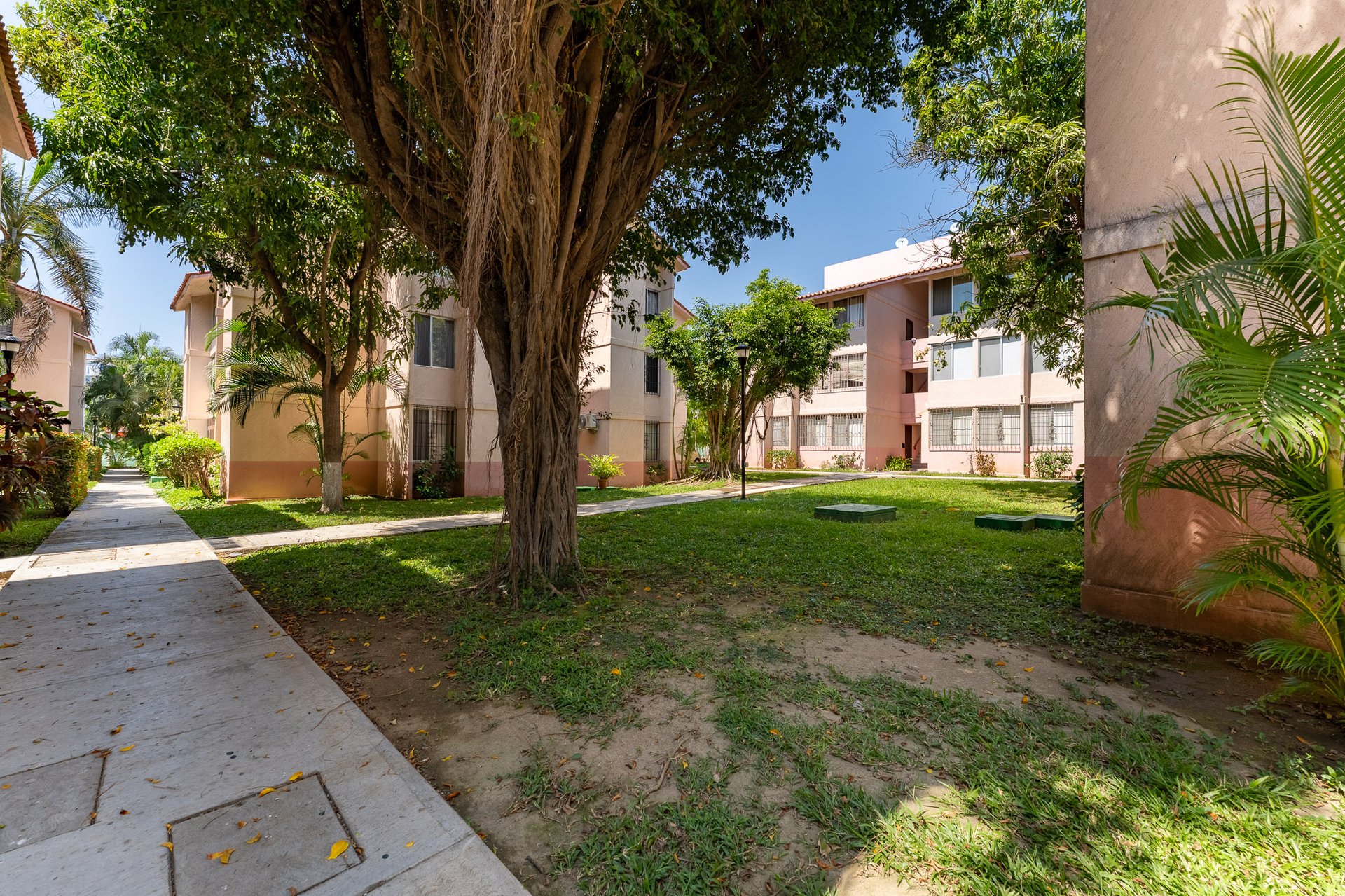 2 Bedrooms, Condo, Condos Pacífico 2bdrm Condo J6