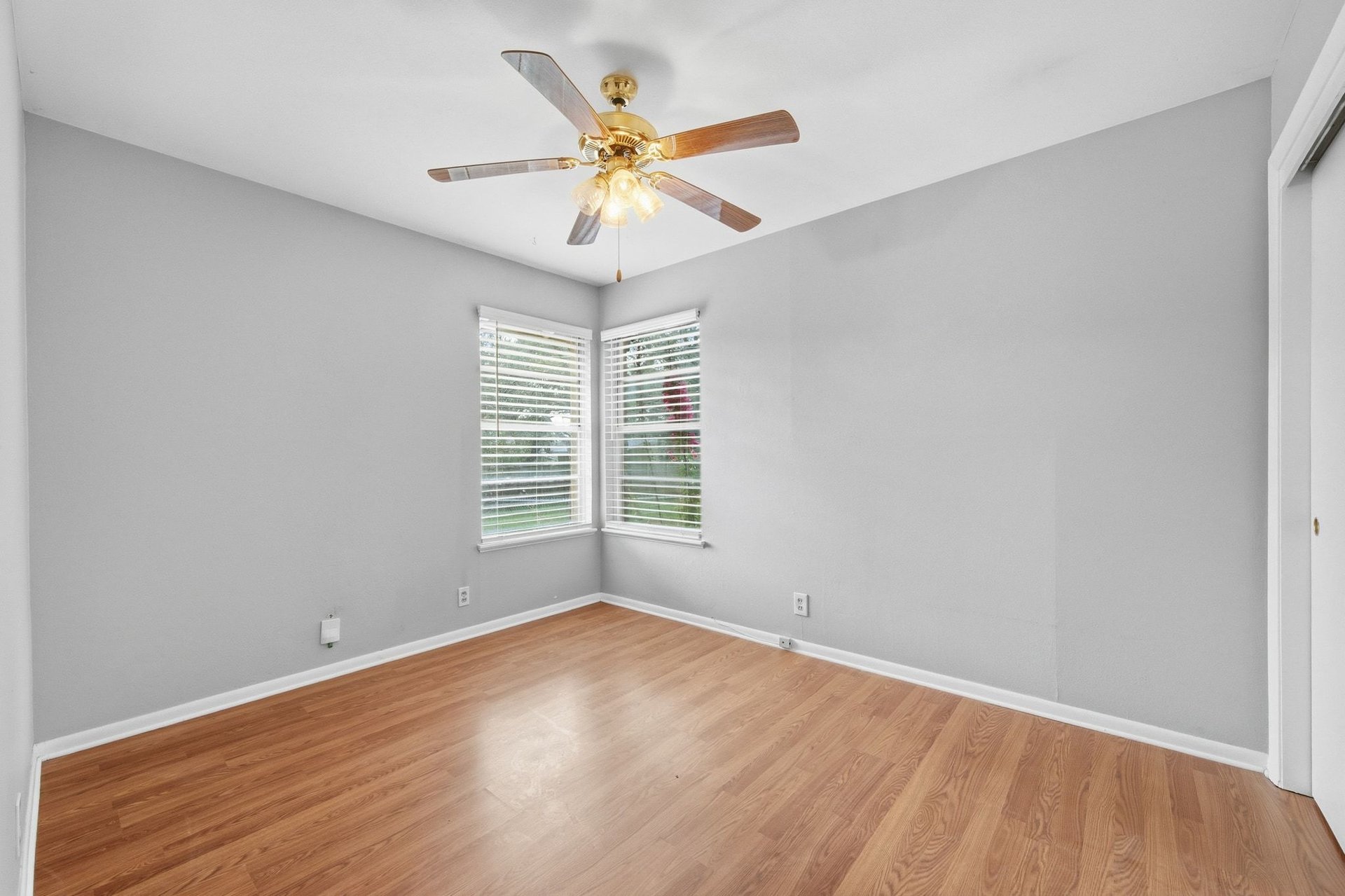 3007 Kinney Avenue