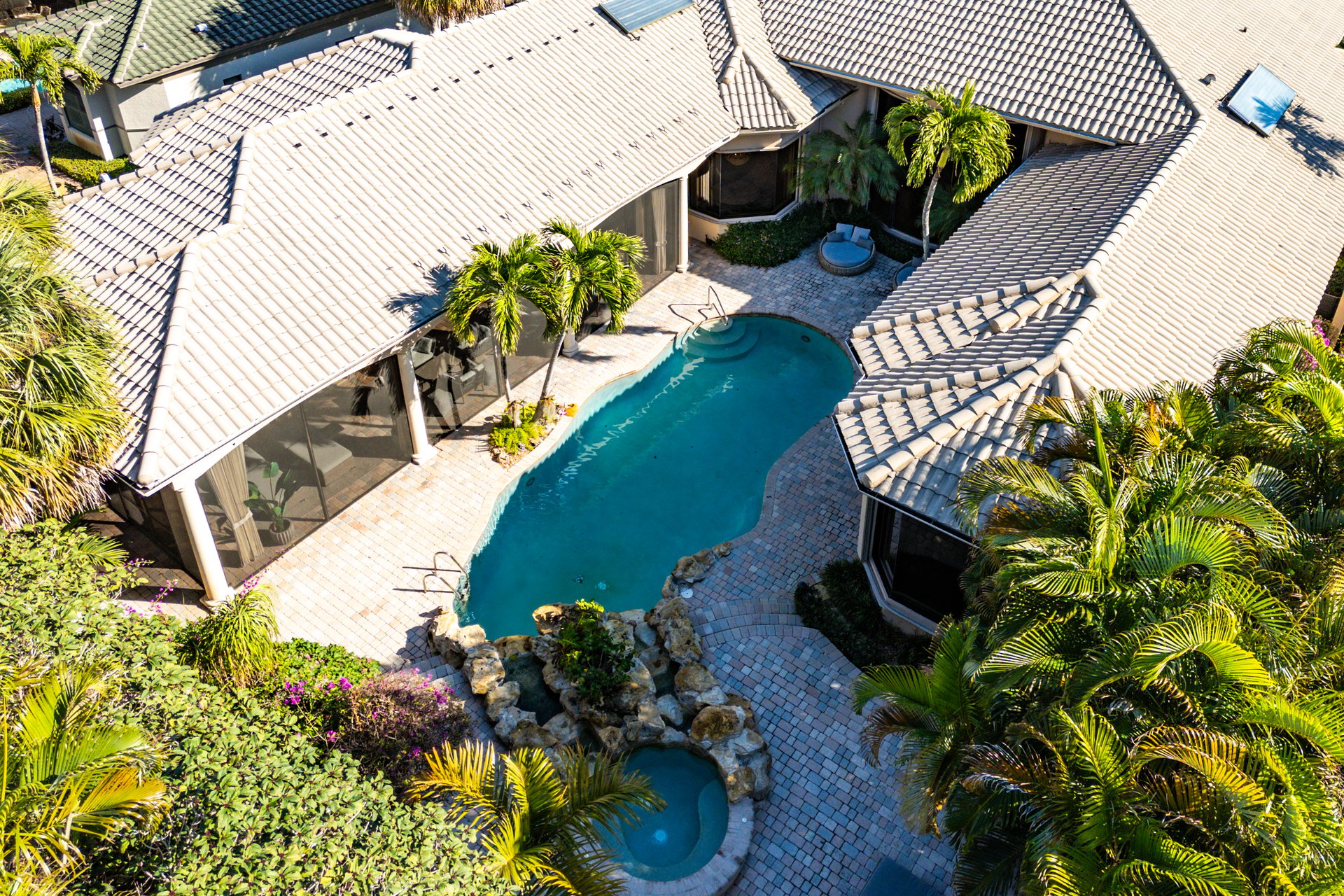5848 Vintage Oaks Circle