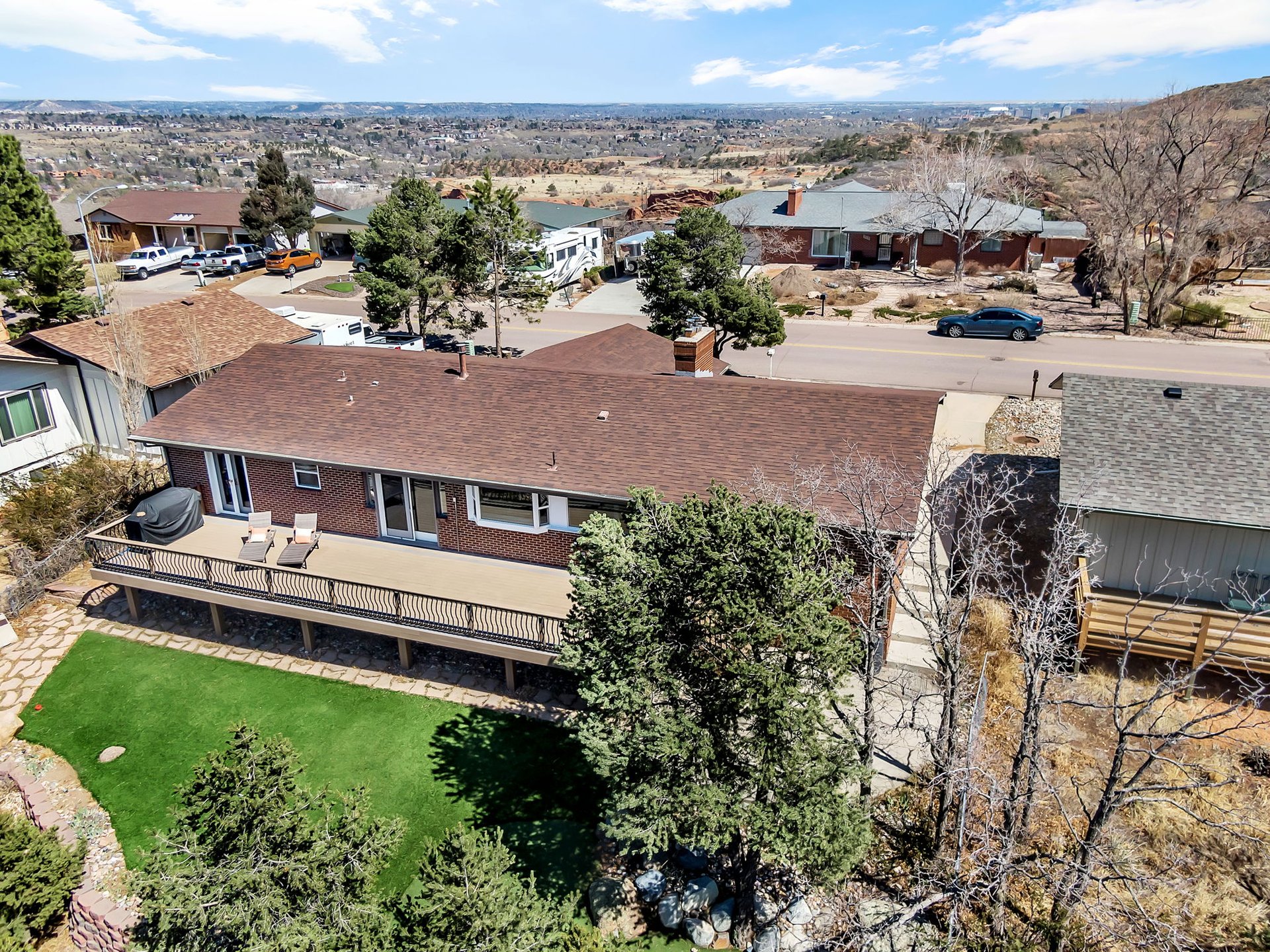 214 Crystal Hills Boulevard