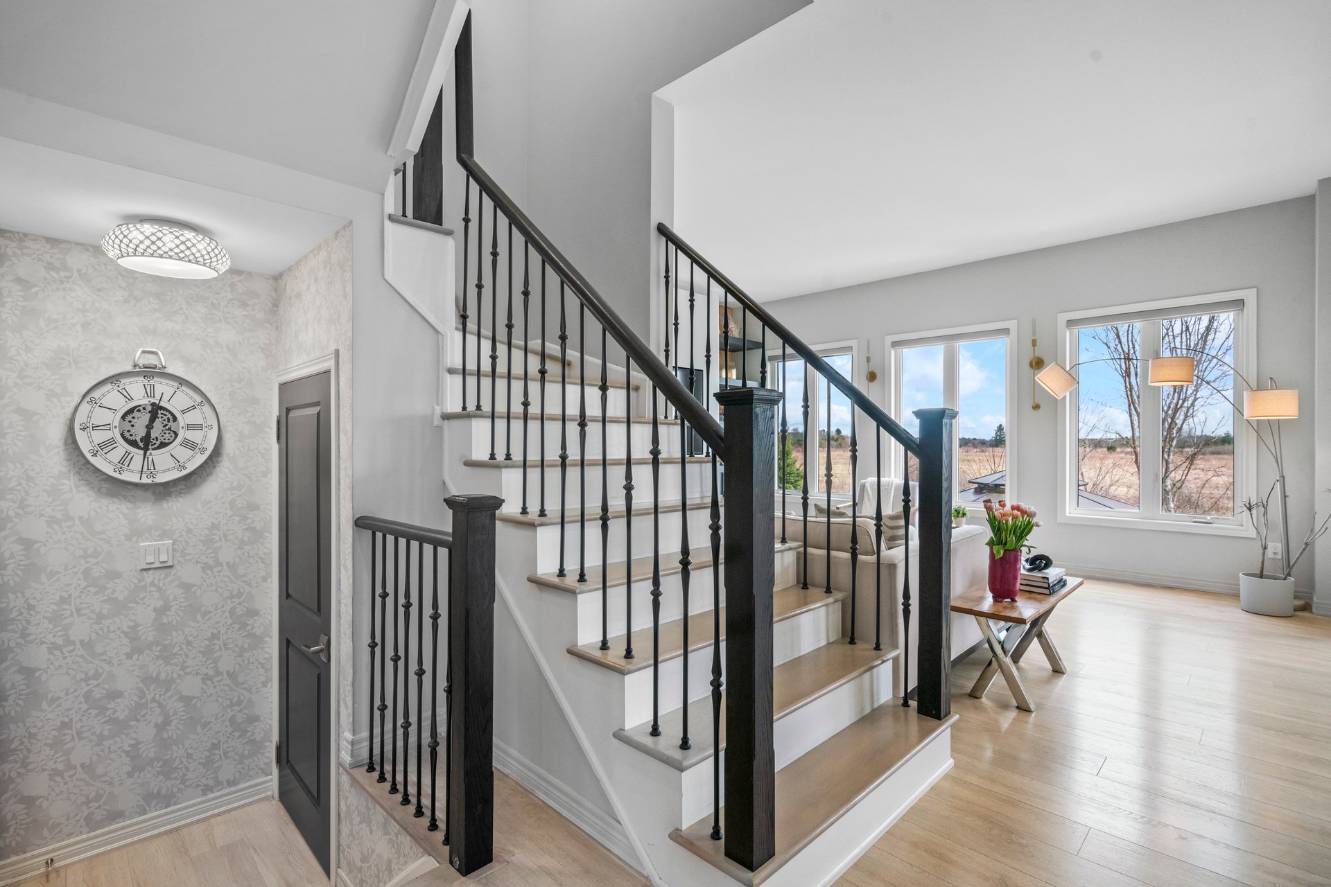 79 Turner Drive E