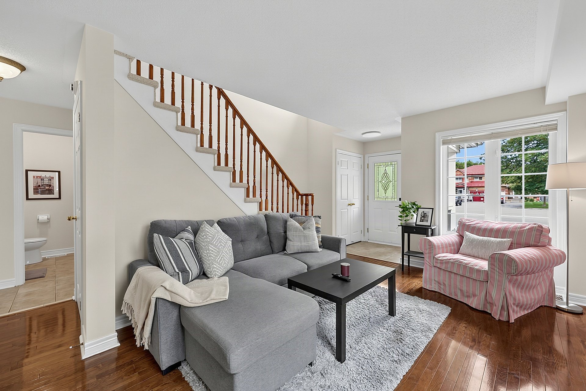 37 Rainbow Ct