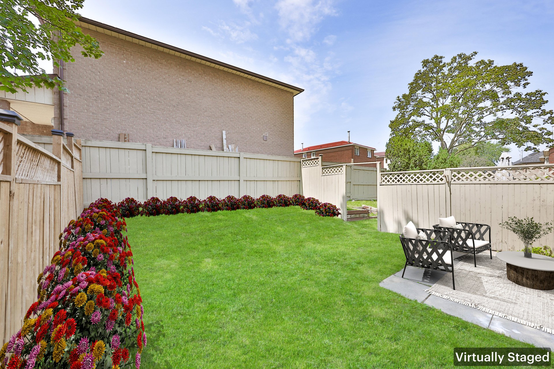 2-4635 Regents Terrace, Mississauga