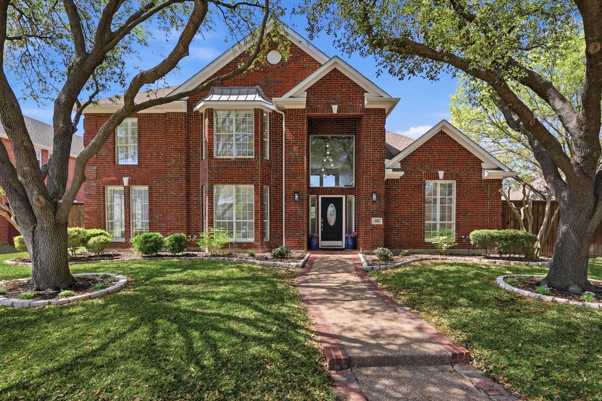 305 Brushy Creek Trail