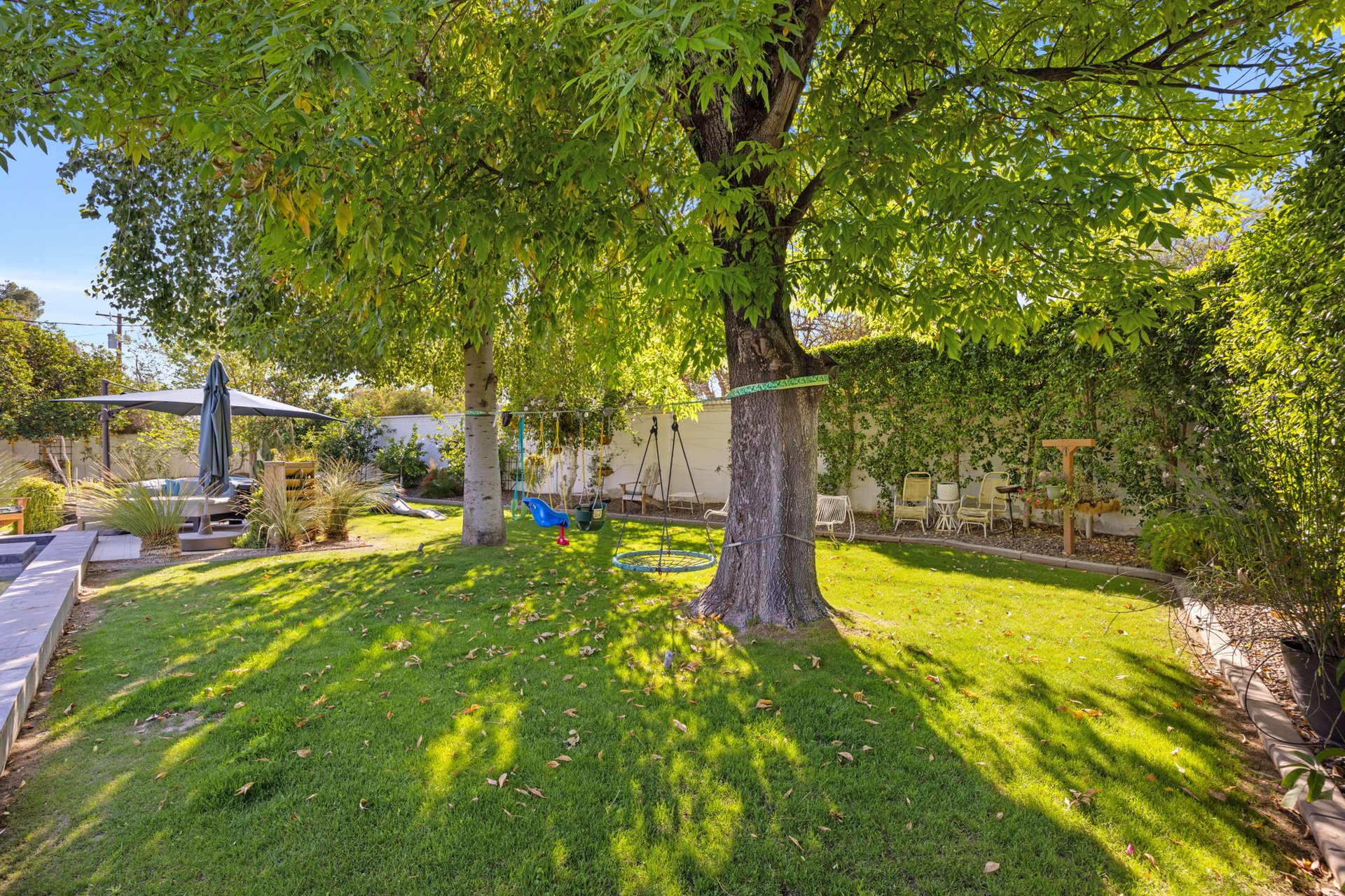 4008 N 65TH Place