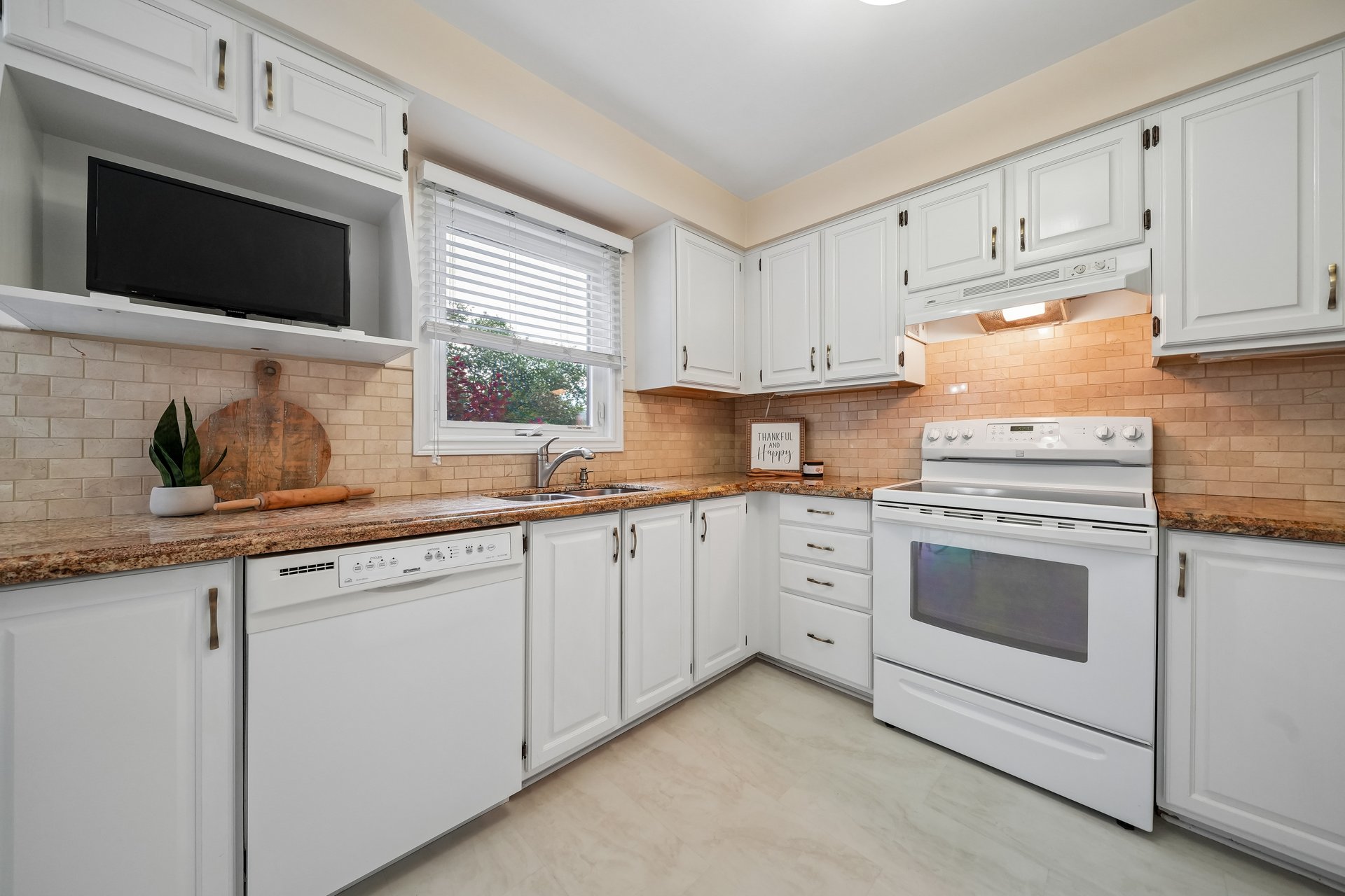 Timeless Glen Abbey living 