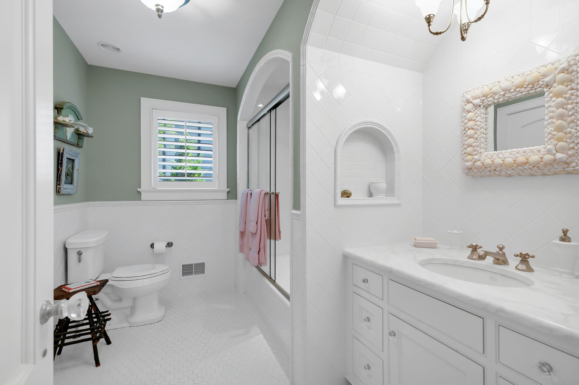A Private Barnegat Bay Retreat