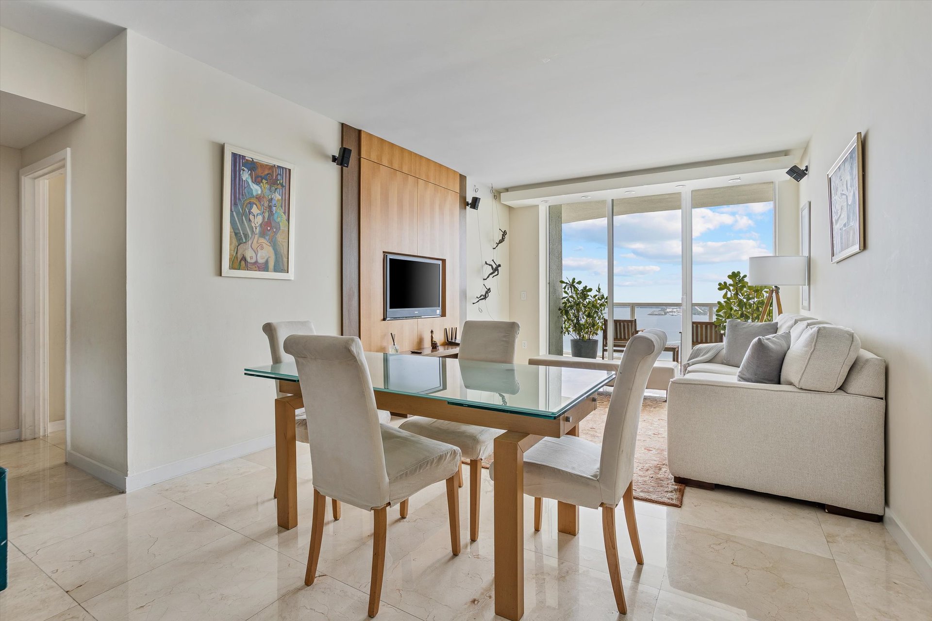 Emerald at Brickell 2105