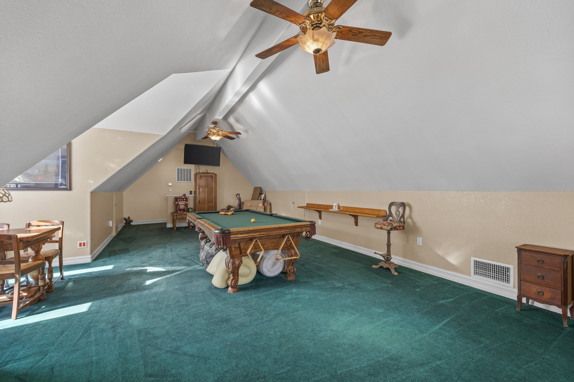 Equestrian Estate in Bear Valley Springs: 25820 Skyline Drive