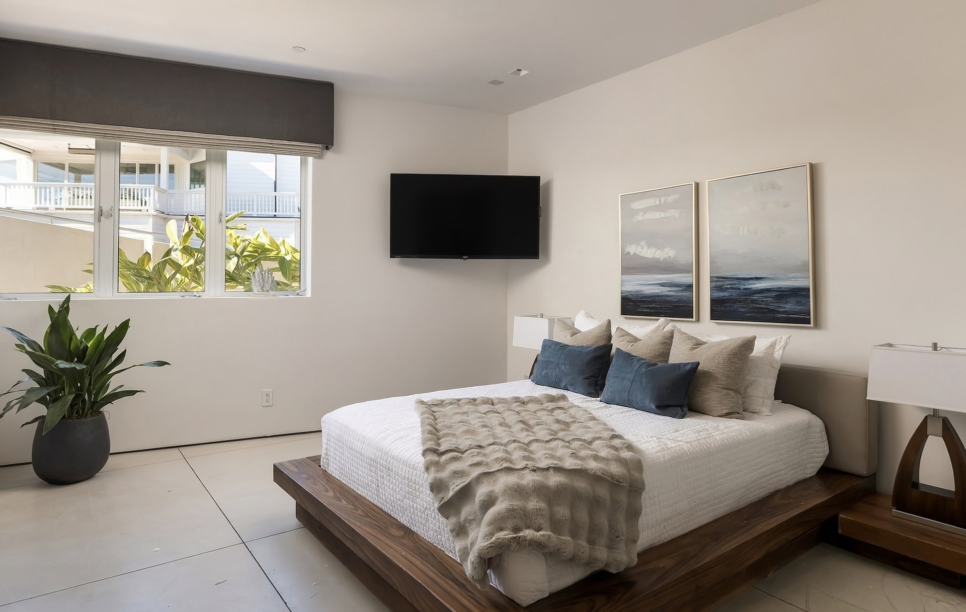 305 Calle Francesca