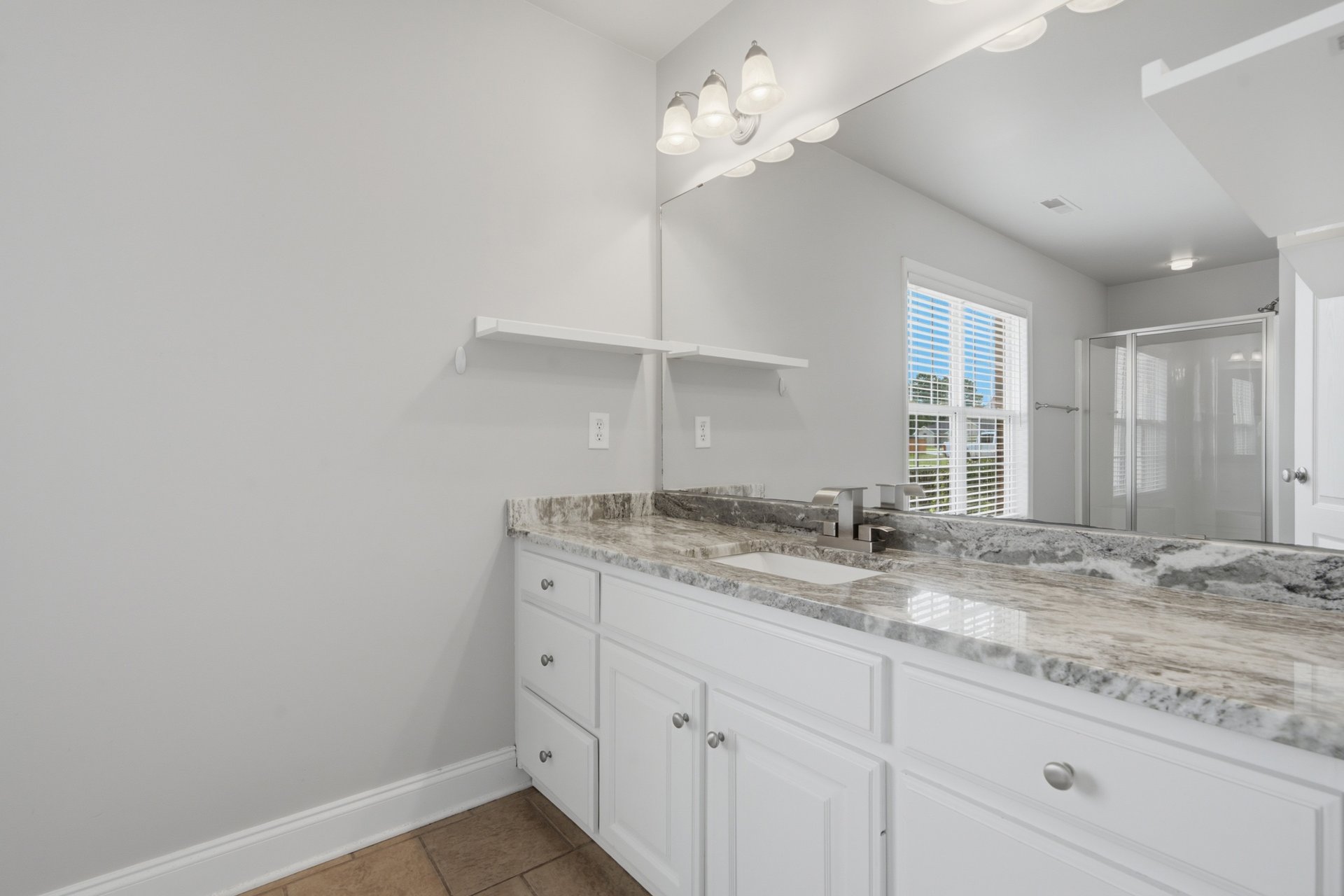 Beautiful Home Featuring Upgraded Finishes & Outdoor Privacy