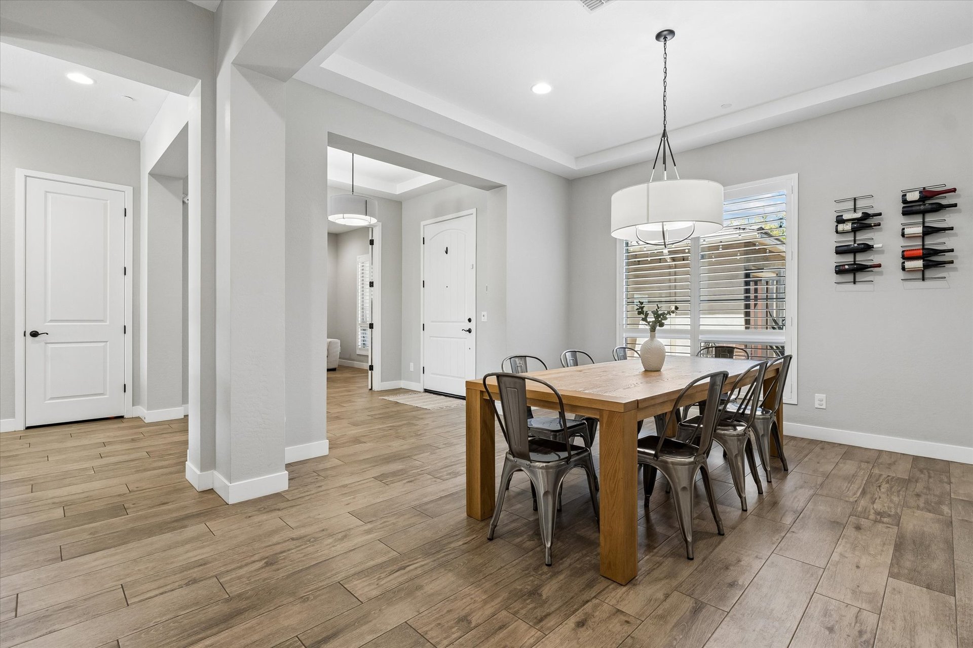 2905 E LOS GATOS DR, Phoenix, AZ 85050