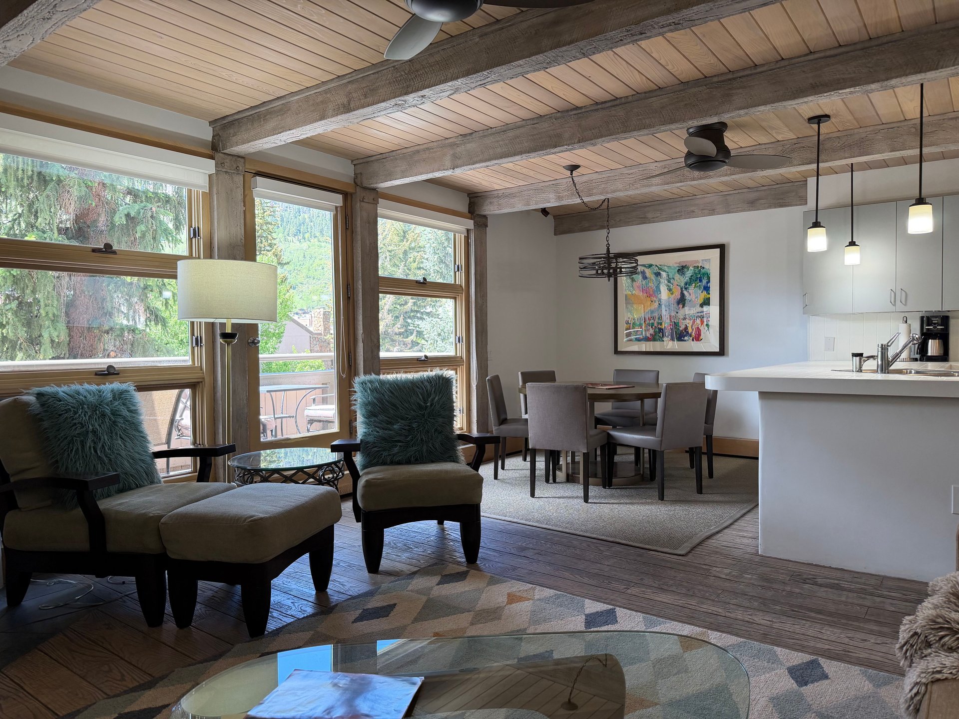 Top-Floor Luxury with Direct Aspen Mountain Views