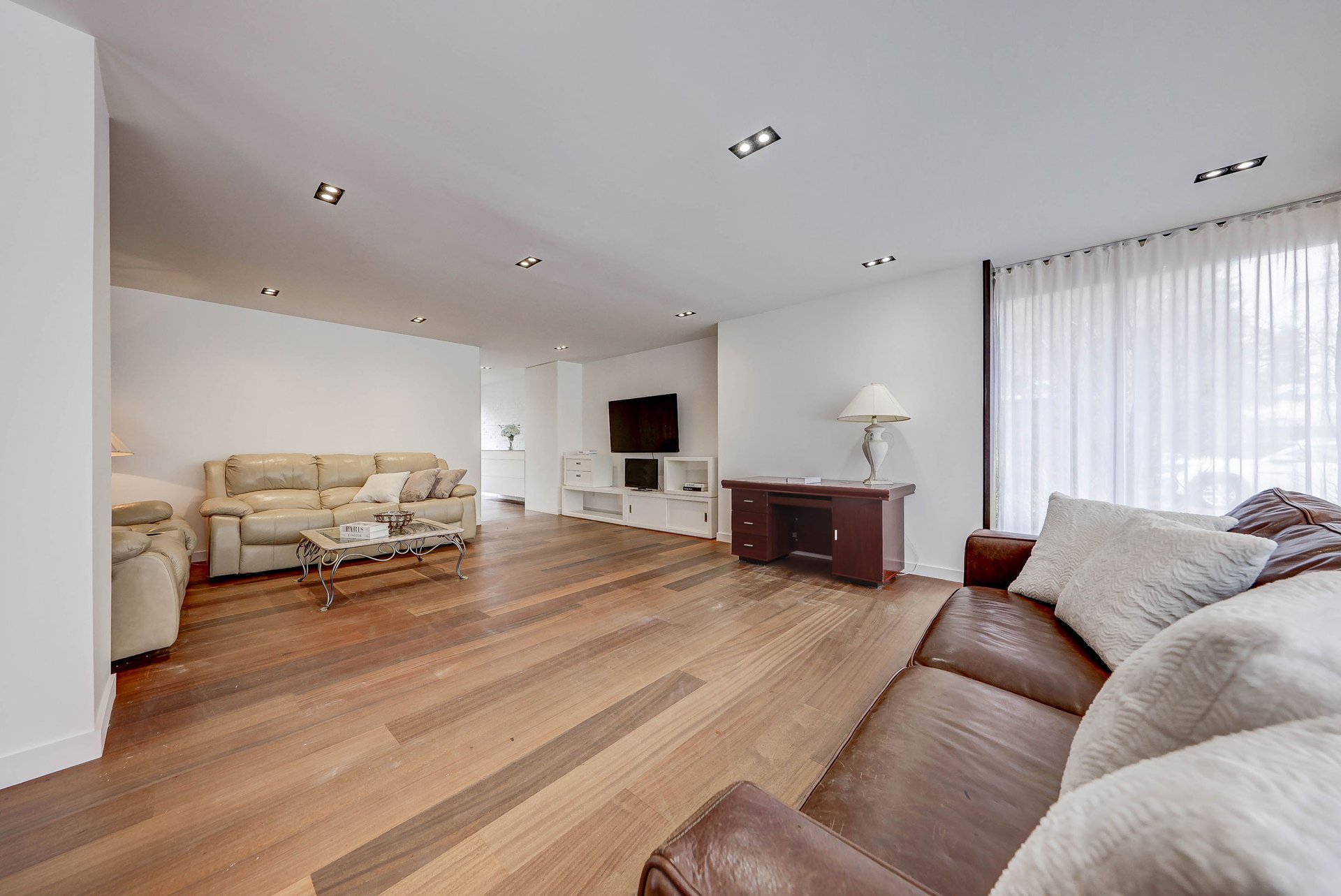 SOLD: Urban-Style Entertainer's Paradise