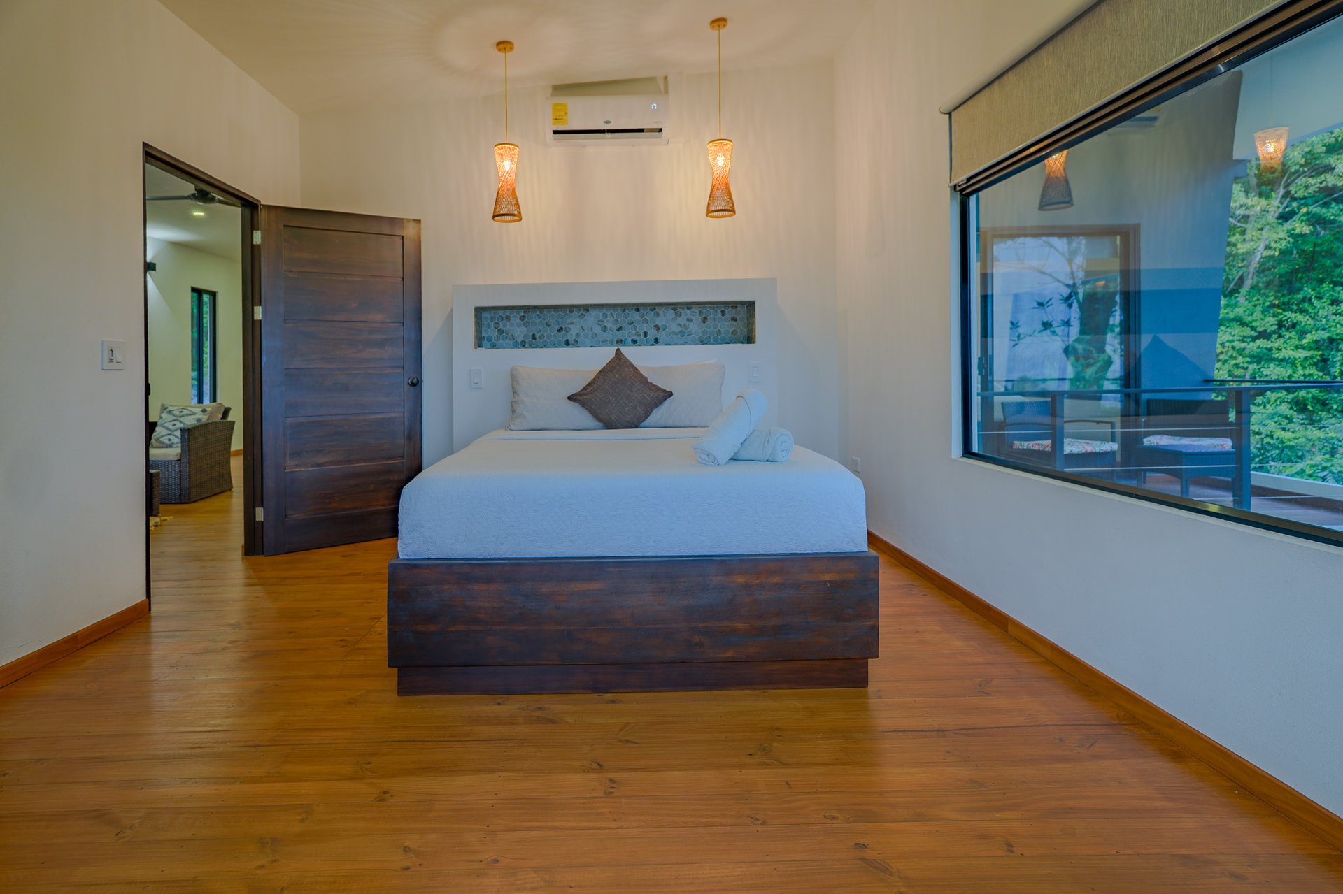 Casa La Roca, Whale's Tail 3 Bedroom Home In Uvita!