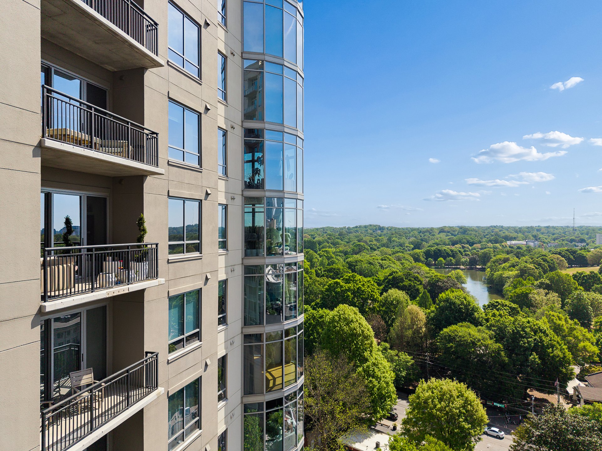 222 12th Street NE Unit 2105