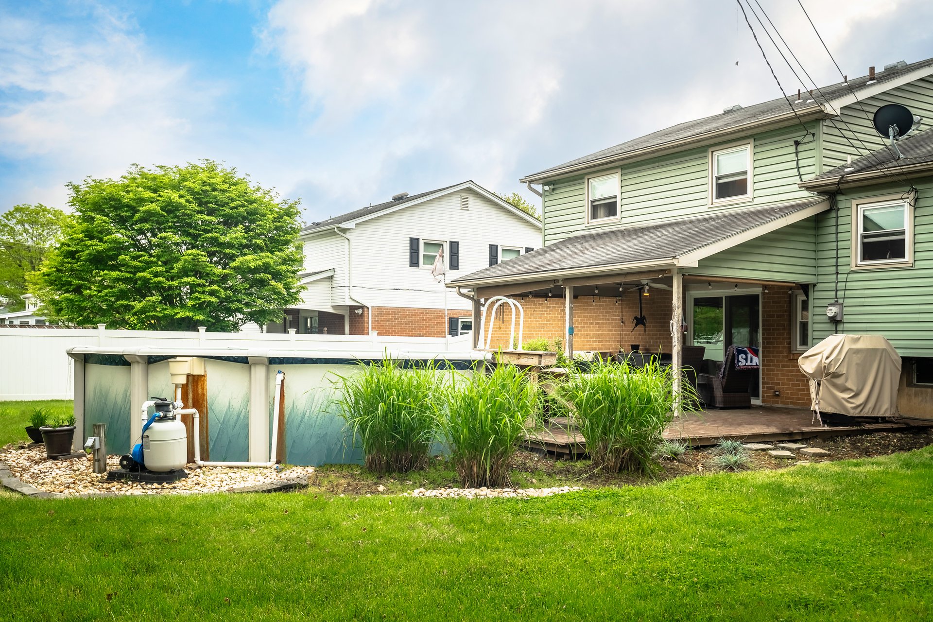 1915 Johnston Drive